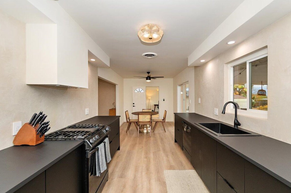 7441 Elata Ave, Yucca Valley CA  92284-3738 exterior