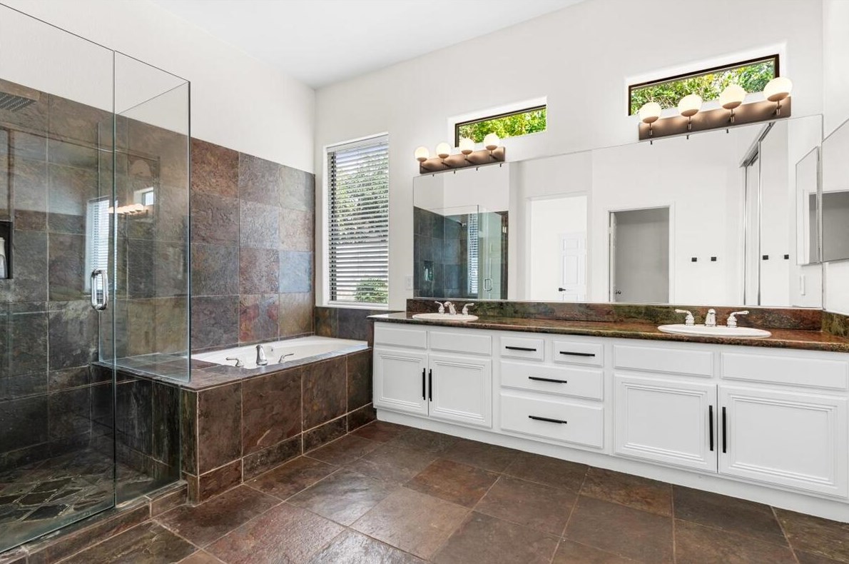 3 San Marino Cir, Rancho Mirage CA  92270-1910 exterior