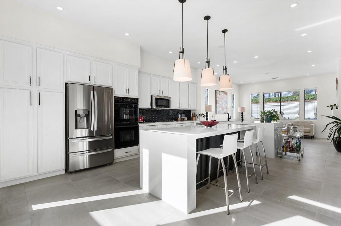 3 San Marino Cir, Rancho Mirage CA  92270-1910 exterior