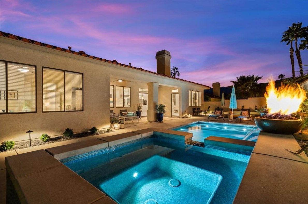 3 San Marino Cir, Rancho Mirage CA  92270-1910 exterior