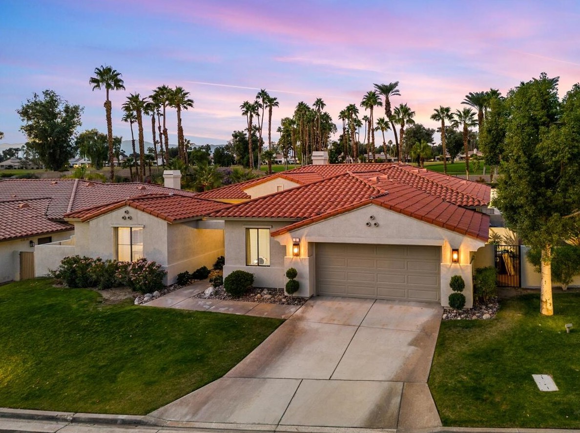 3 San Marino Cir, Rancho Mirage CA  92270-1910 exterior