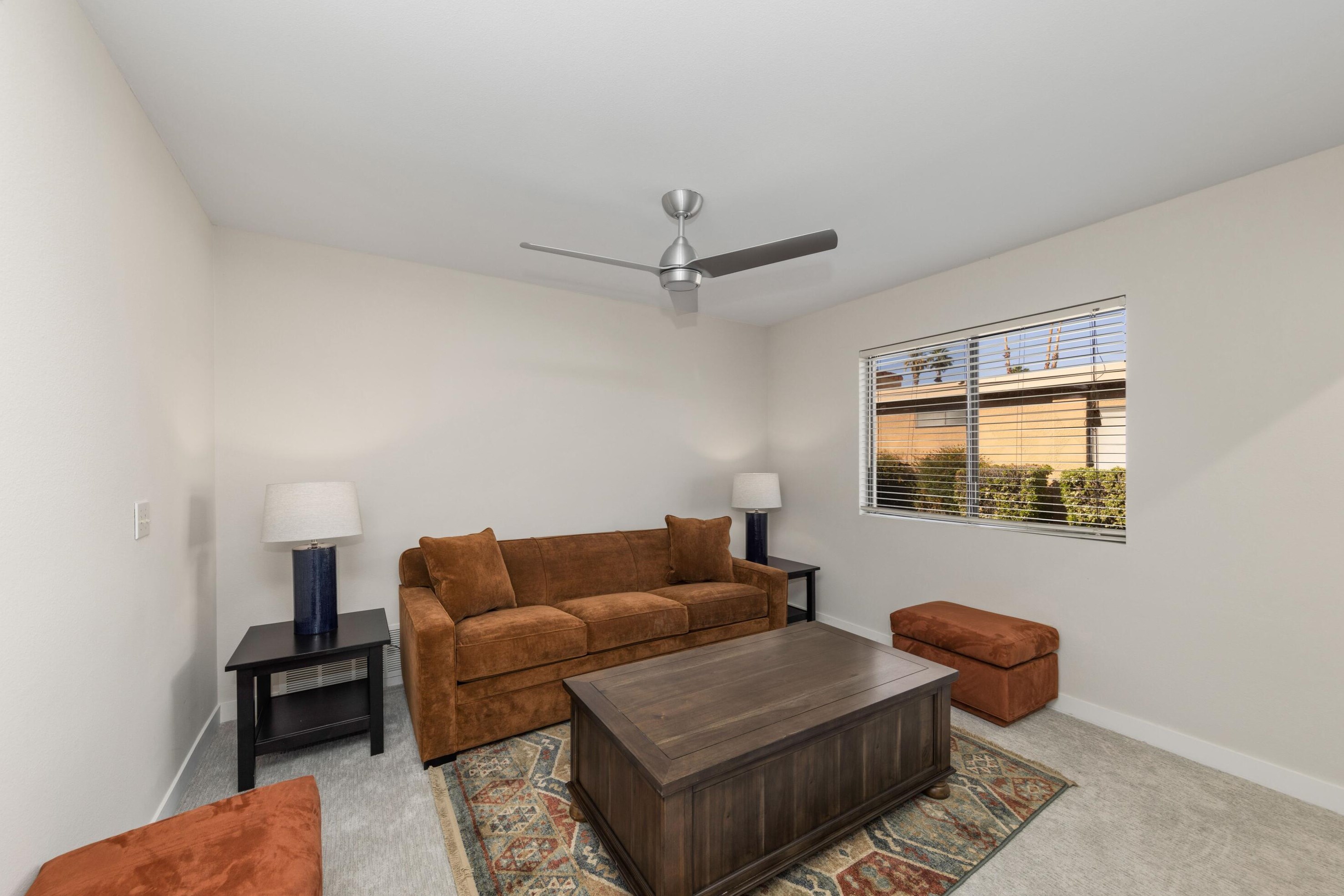 18 Sunrise Dr, Rancho Mirage CA  92270-3828 exterior