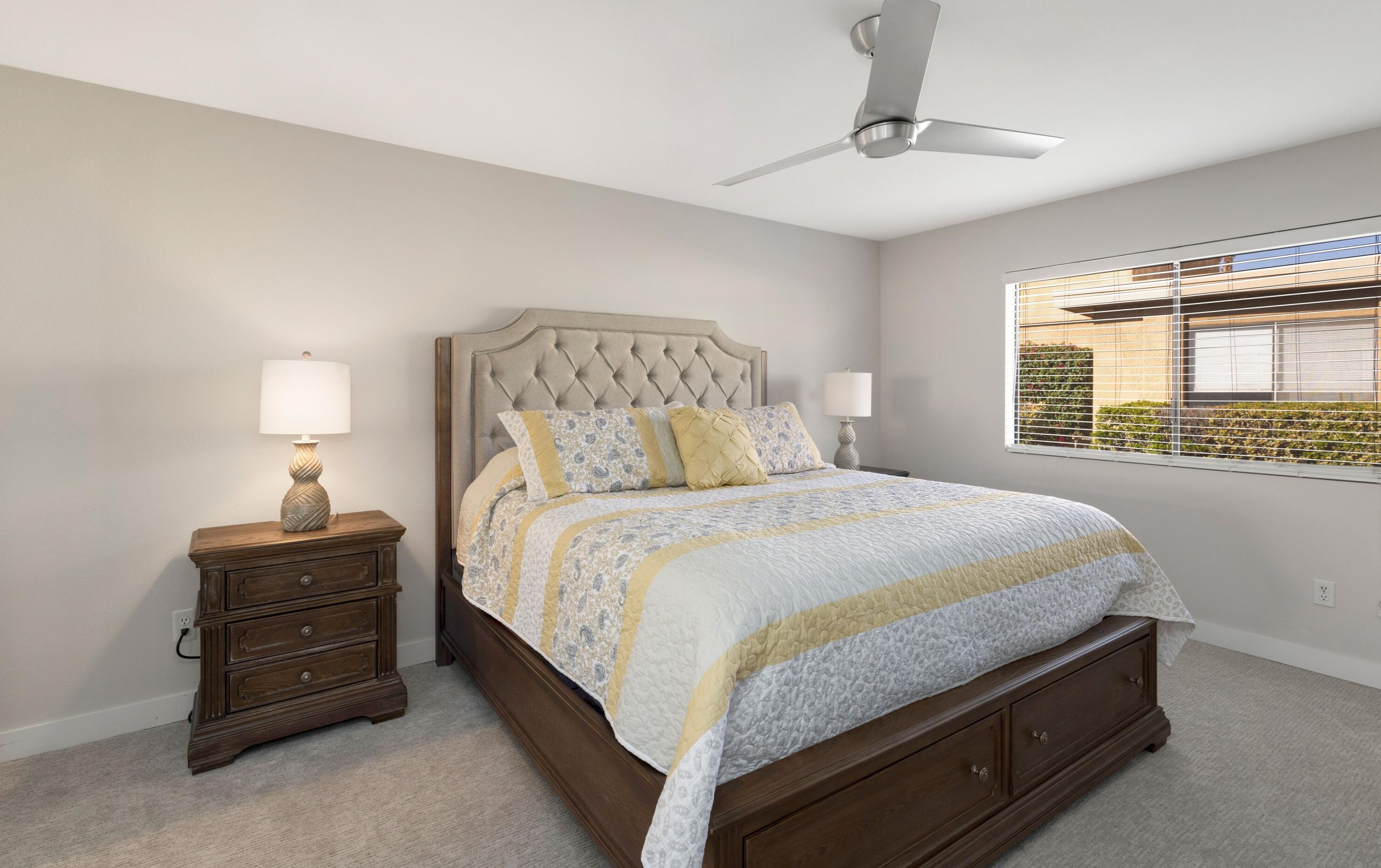 18 Sunrise Dr, Rancho Mirage CA  92270-3828 exterior