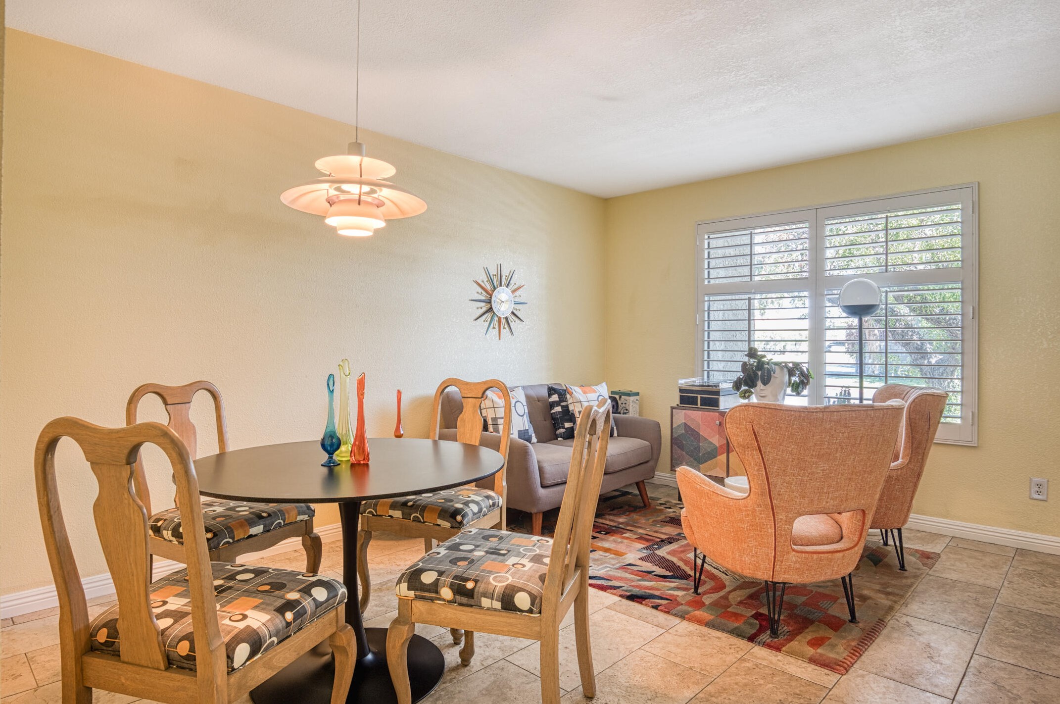 7 Lakeview Cir, Cathedral City CA  92234-6056 exterior