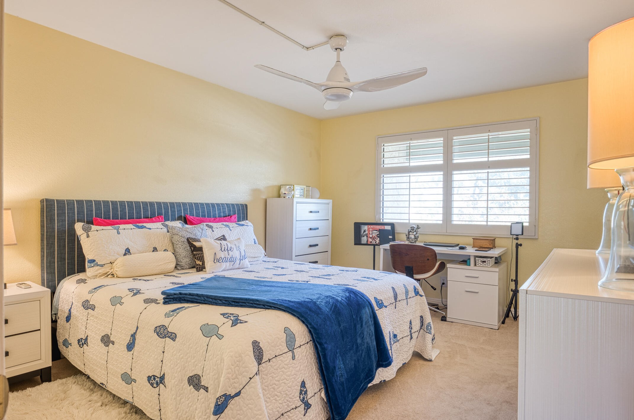 7 Lakeview Cir, Cathedral City CA  92234-6056 exterior