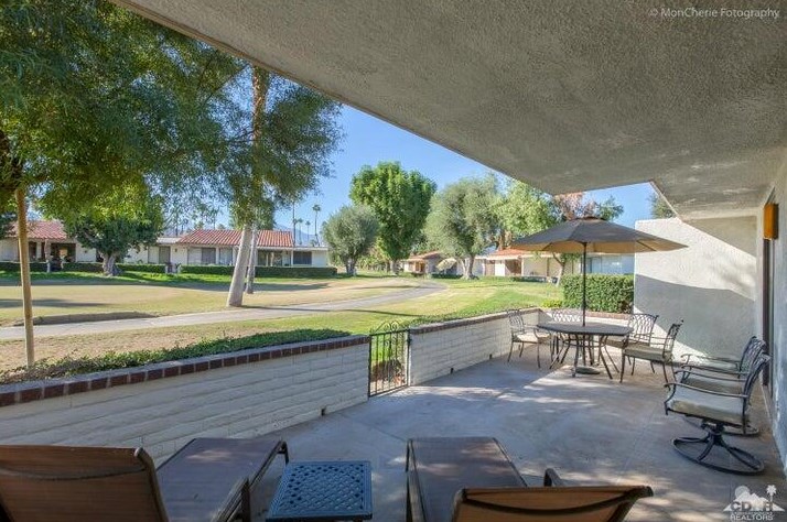 15 Torremolinos Dr, Rancho Mirage CA  92270-4838 exterior