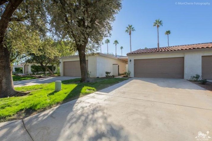 15 Torremolinos Dr, Rancho Mirage CA  92270-4838 exterior
