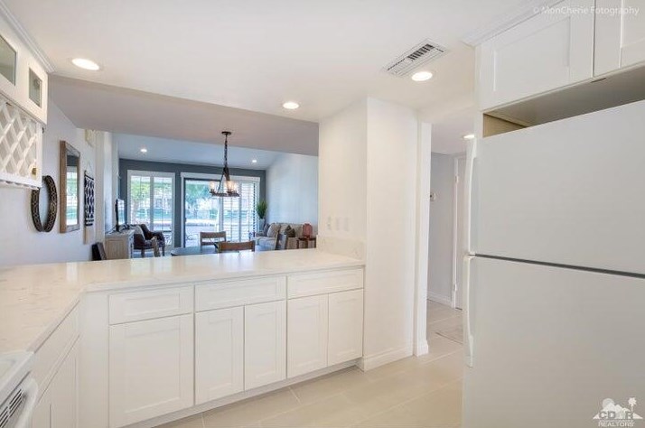 15 Torremolinos Dr, Rancho Mirage CA  92270-4838 exterior