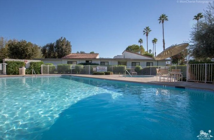 15 Torremolinos Dr, Rancho Mirage CA  92270-4838 exterior