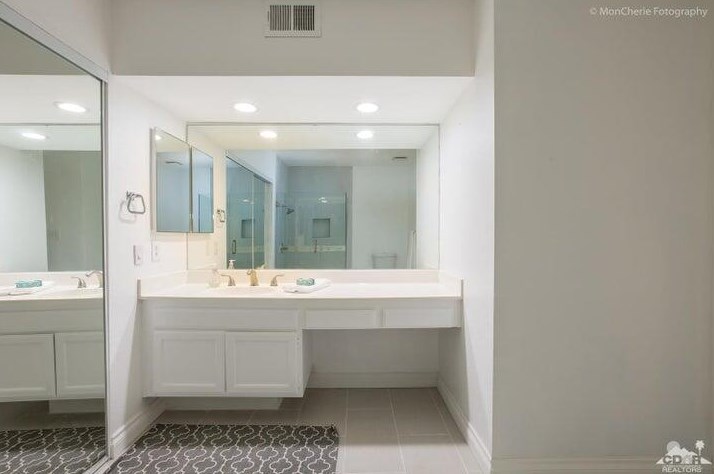 15 Torremolinos Dr, Rancho Mirage CA  92270-4838 exterior