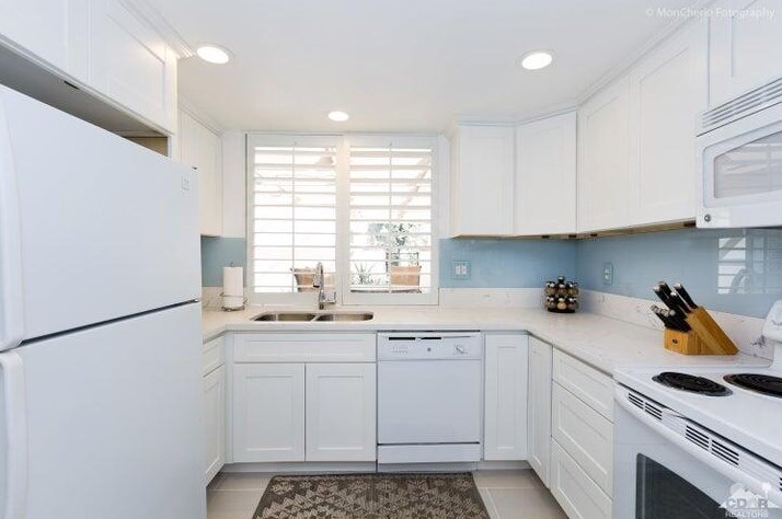 15 Torremolinos Dr, Rancho Mirage CA  92270-4838 exterior