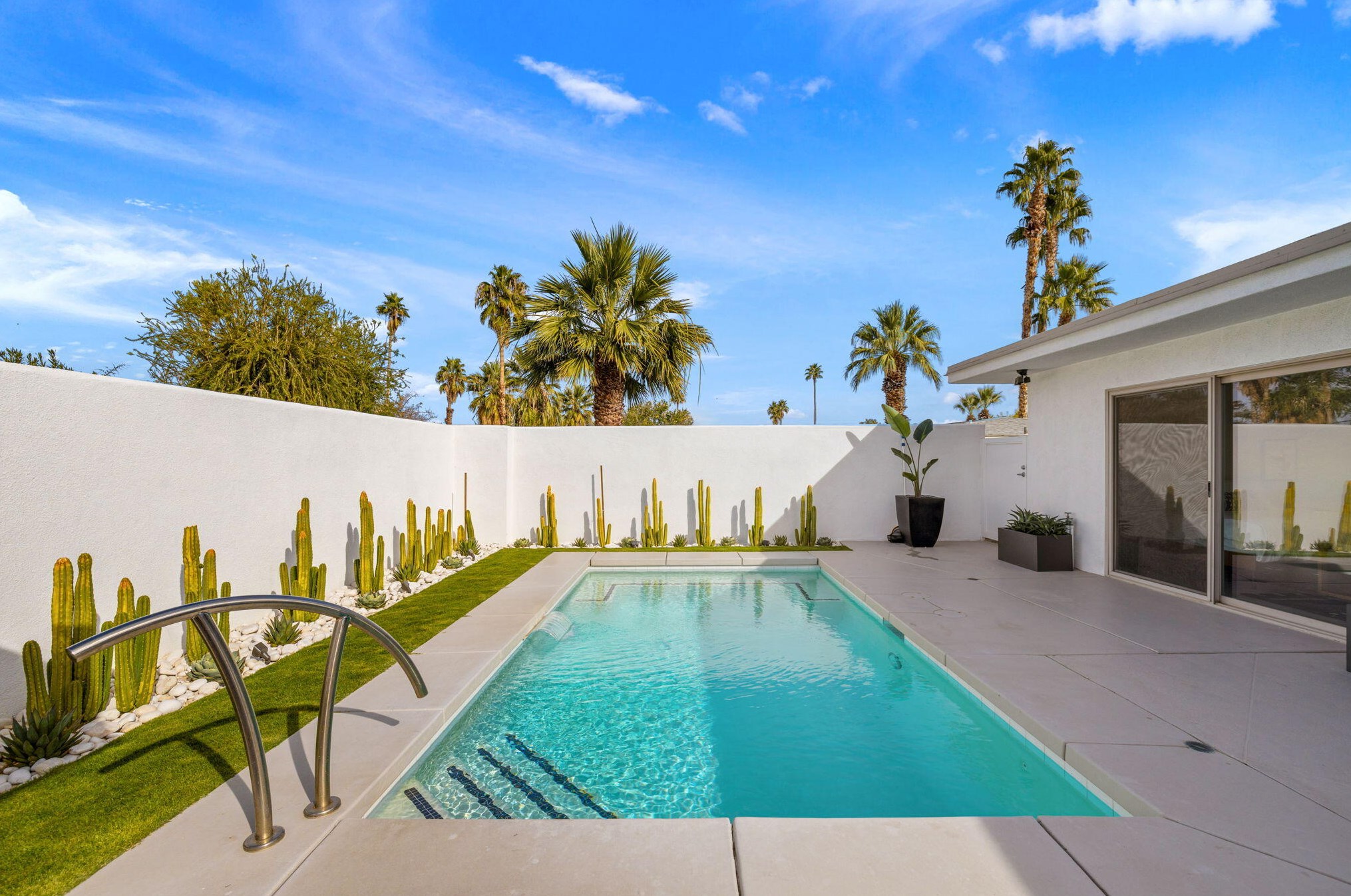 47946 Silver Spur Trl, Palm Desert CA  92260-6117 exterior