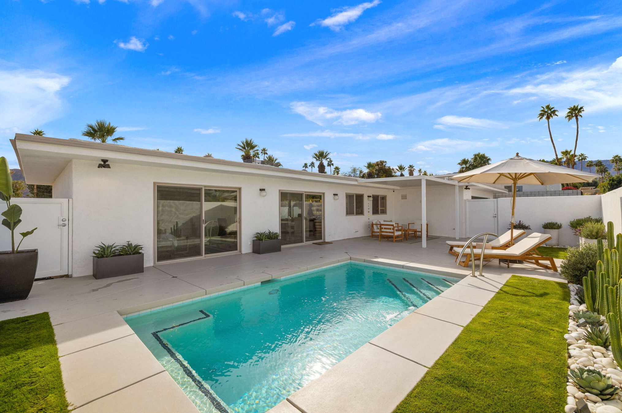 47946 Silver Spur Trl, Palm Desert CA  92260-6117 exterior