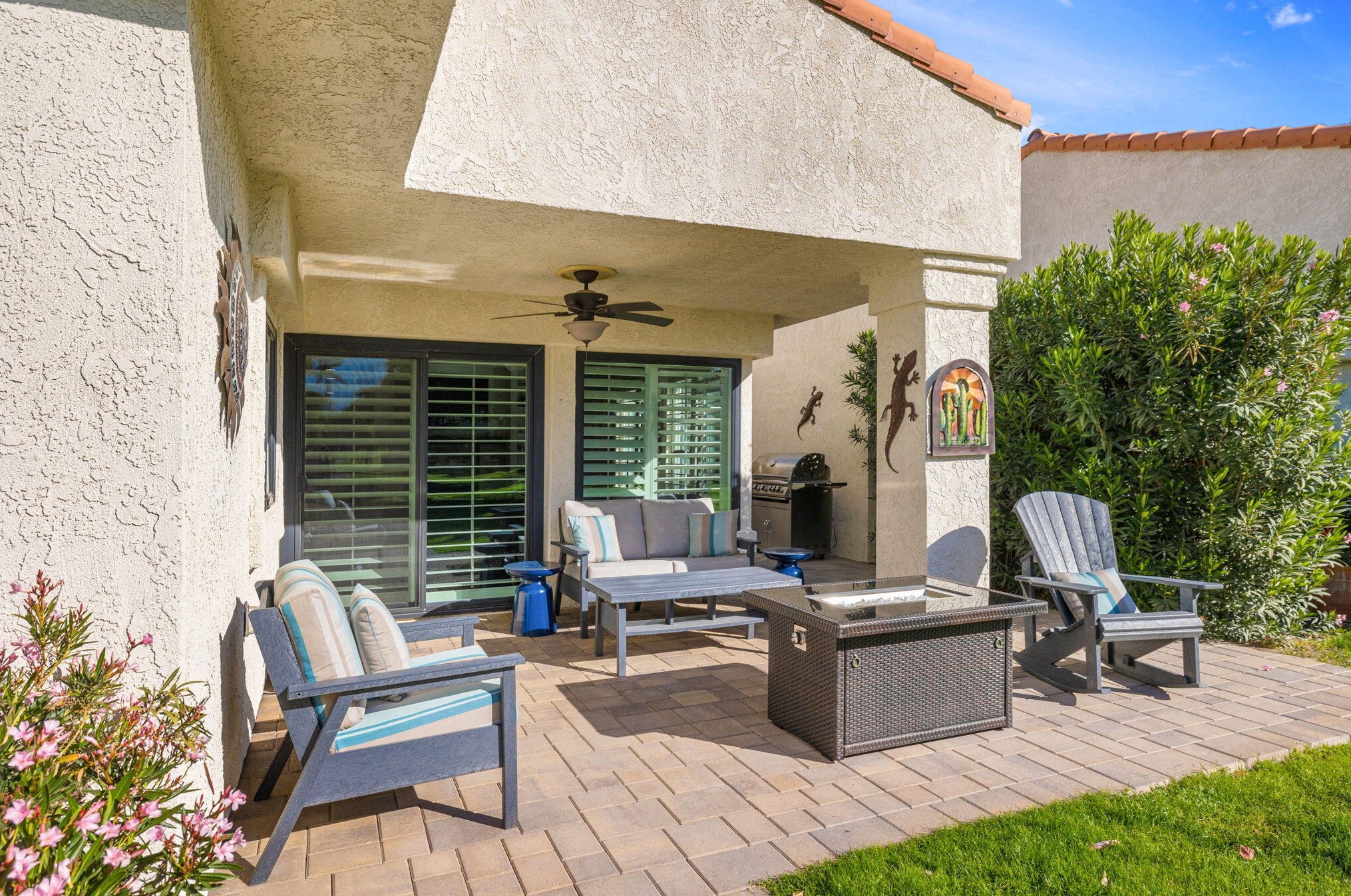 77551 Los Arboles Dr, La Quinta CA  92253-2617 exterior