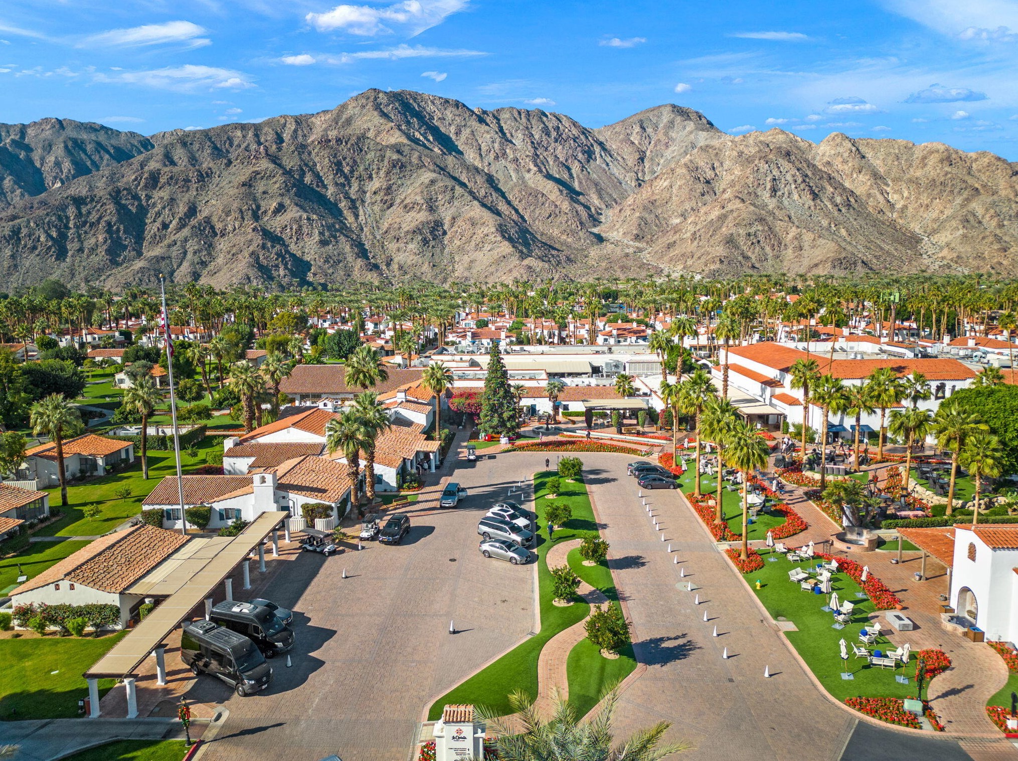 77551 Los Arboles Dr, La Quinta CA  92253-2617 exterior