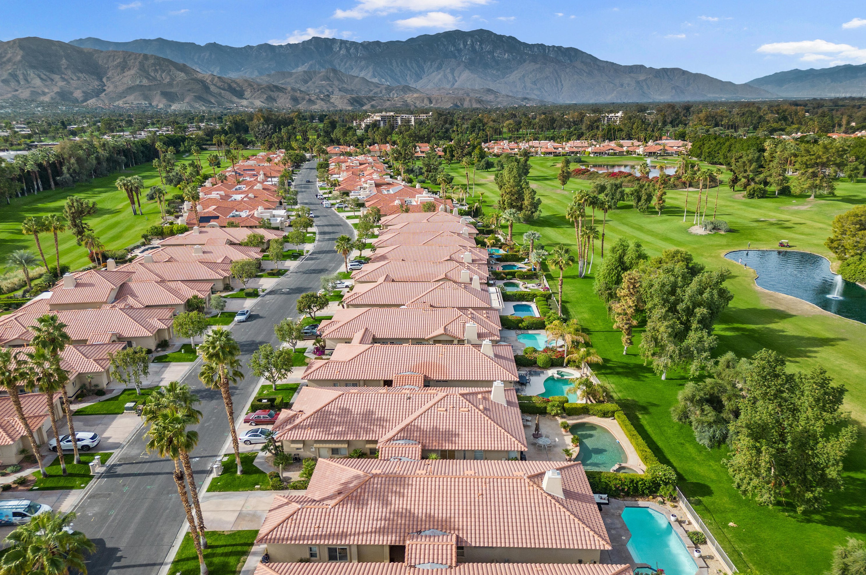 166 Kavenish Dr, Rancho Mirage CA  92270-3244 exterior
