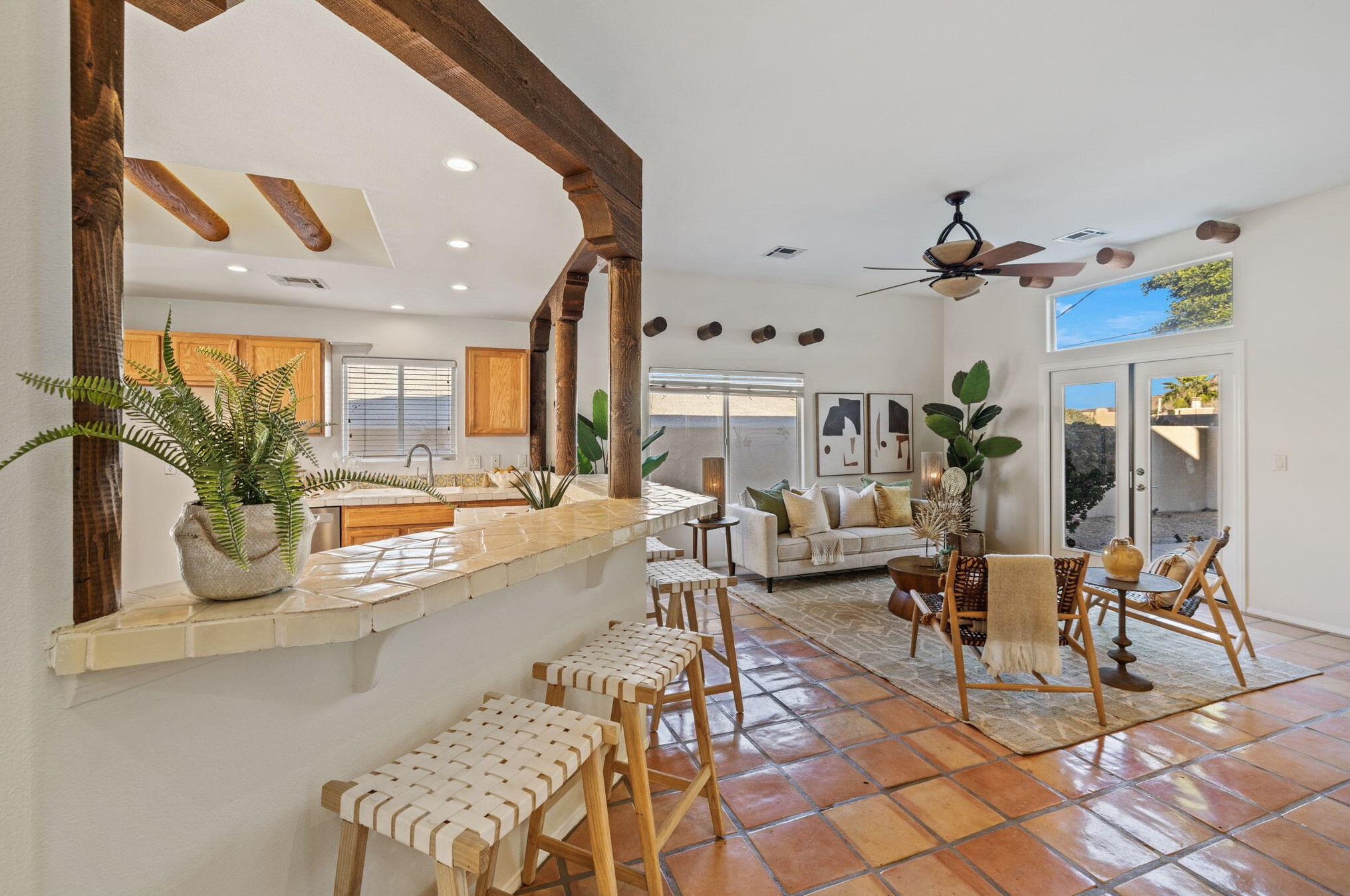 54450 Avenida Alvarado, La Quinta CA  92253-3690 exterior