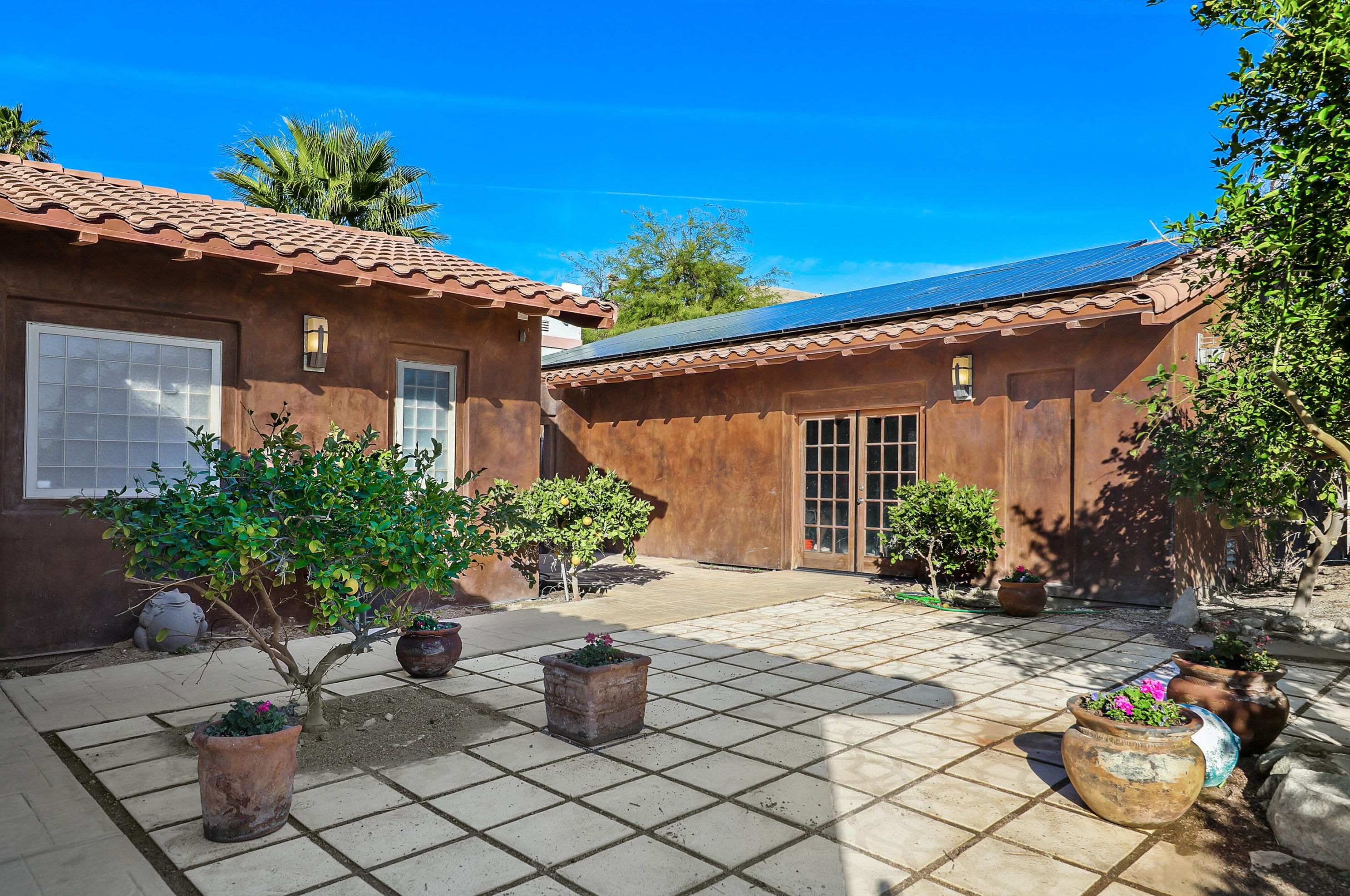 12463 Redbud Rd, Desert Hot Springs CA  92240-4346 exterior