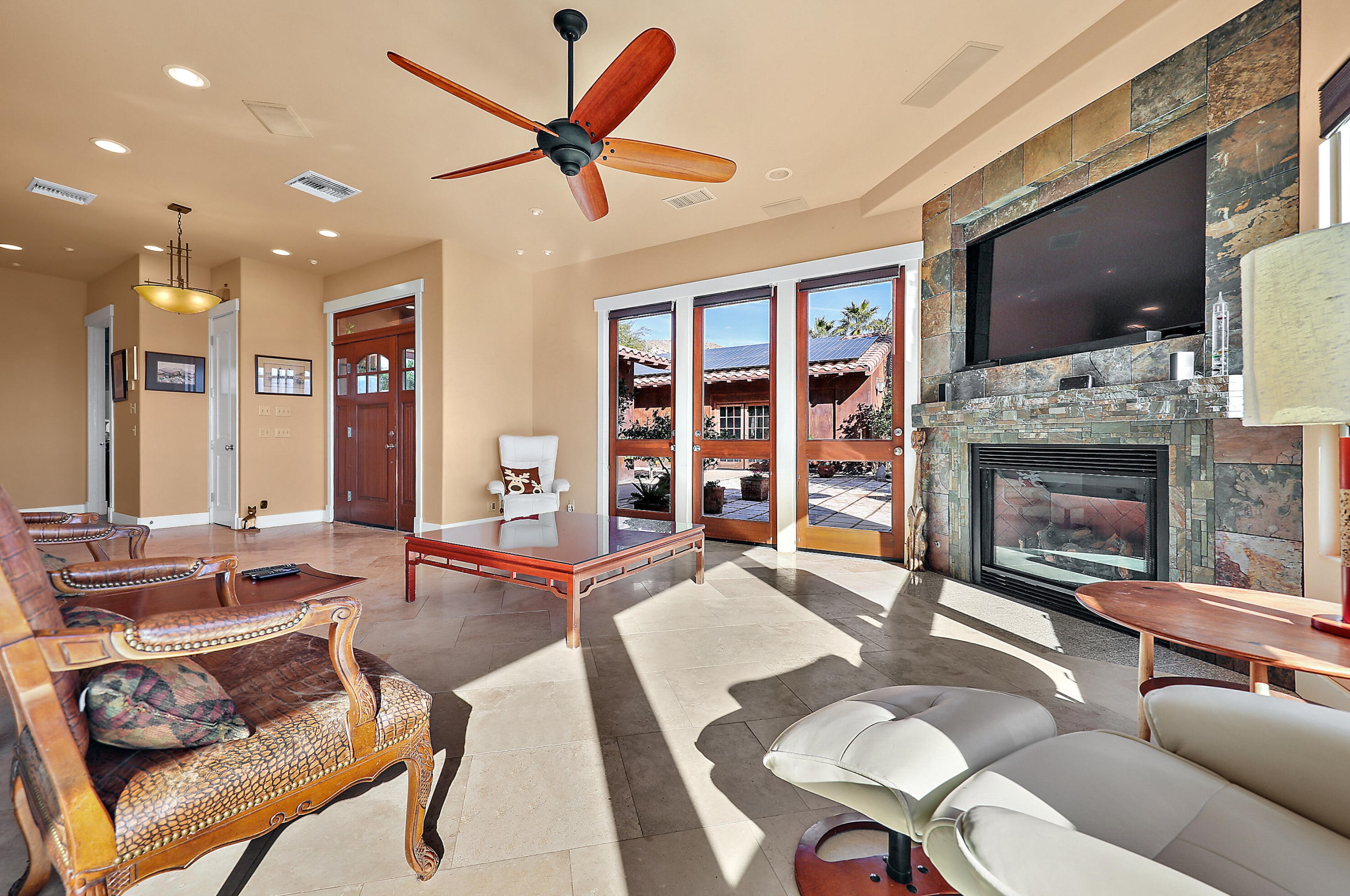 12463 Redbud Rd, Desert Hot Springs CA  92240-4346 exterior