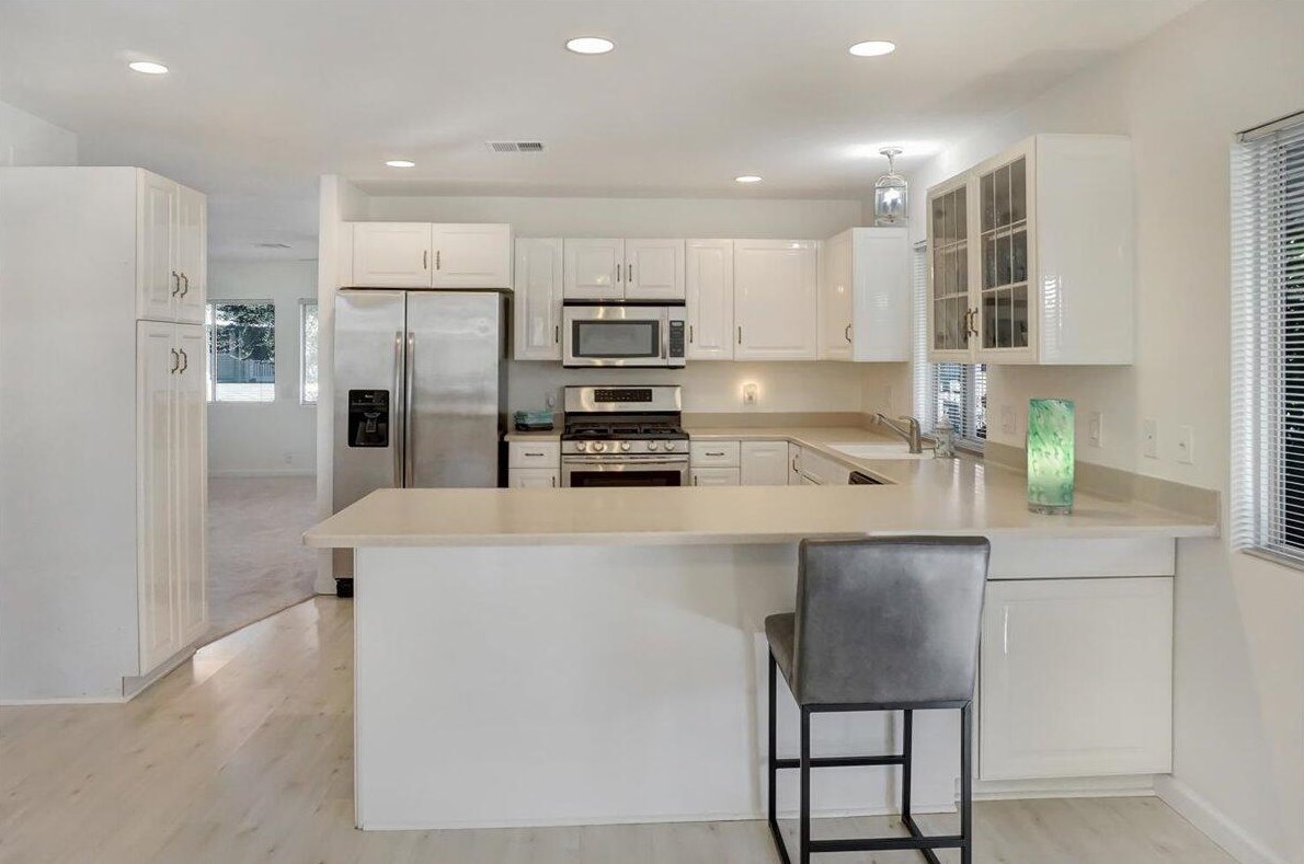 73427 Cabazon Peak Dr, Palm Desert CA  92260-1110 exterior