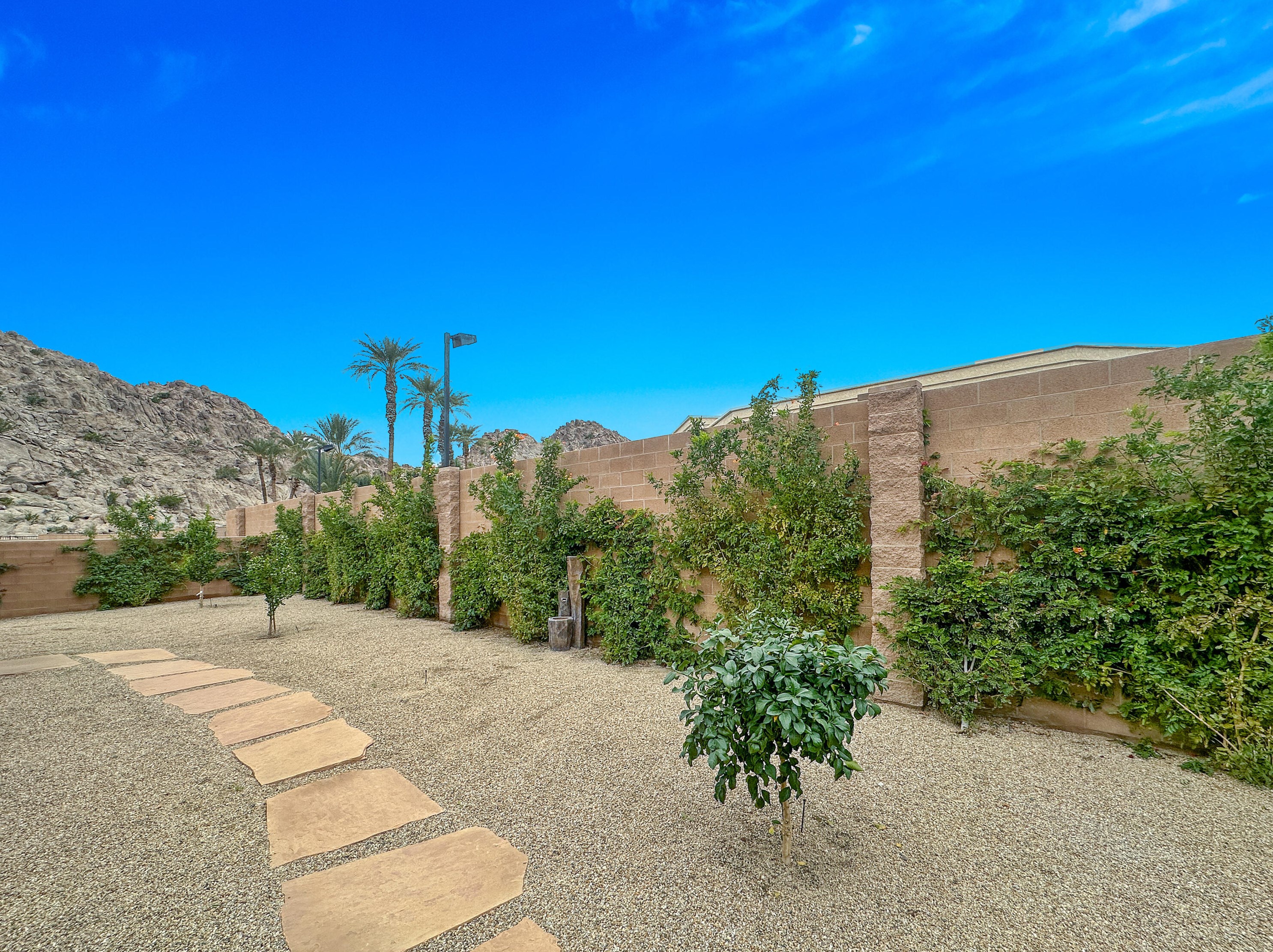 78320 Clarke Ct, La Quinta CA  92253-2213 exterior