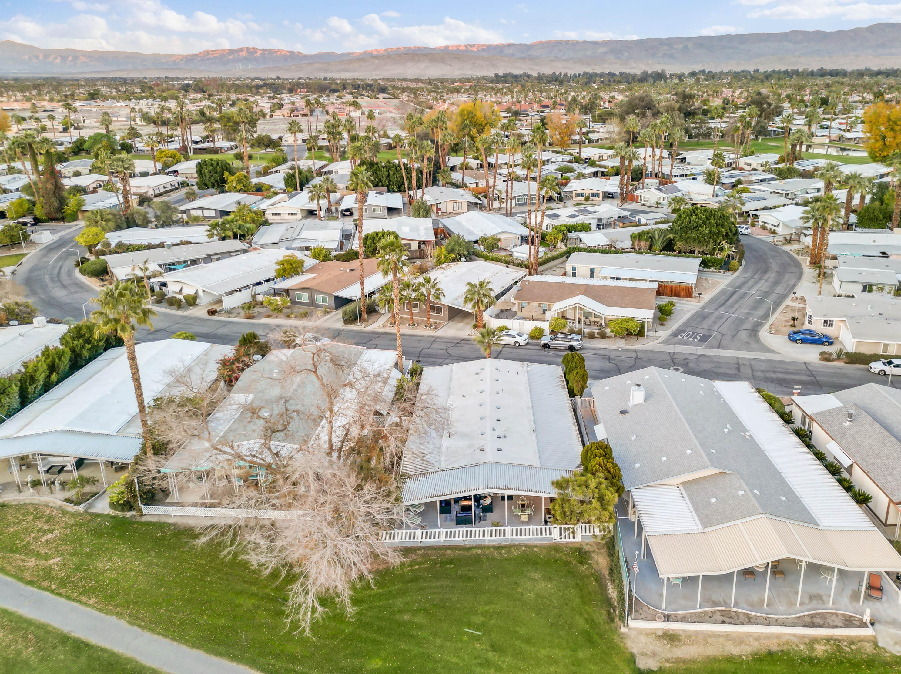 450 Paseo Perdido, Cathedral City CA  92234-1628 exterior