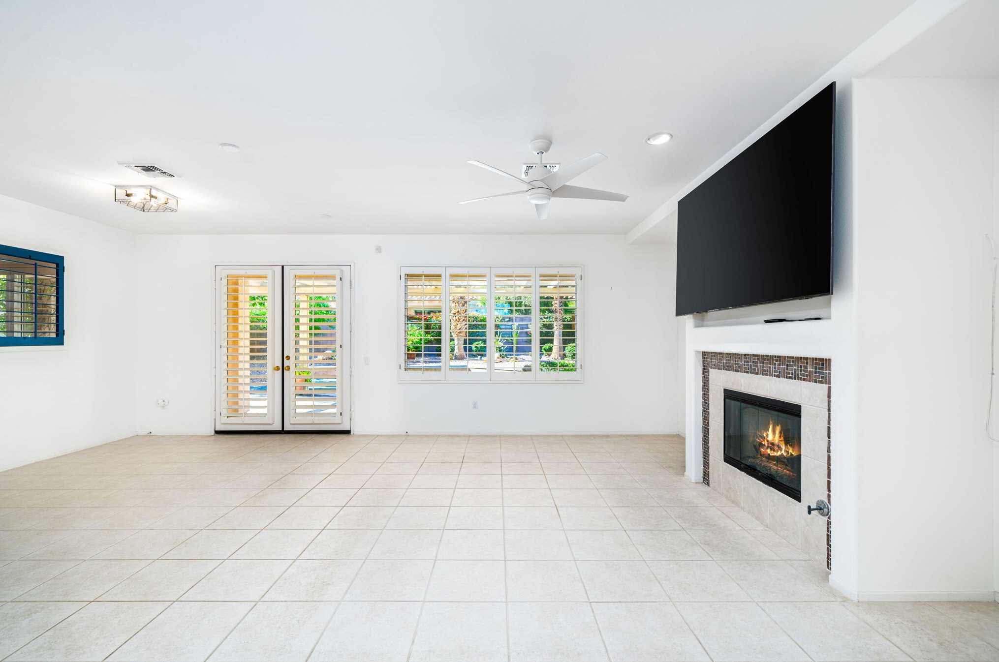 35897 Bramblewood Ave, Palm Desert CA  92211-2684 exterior