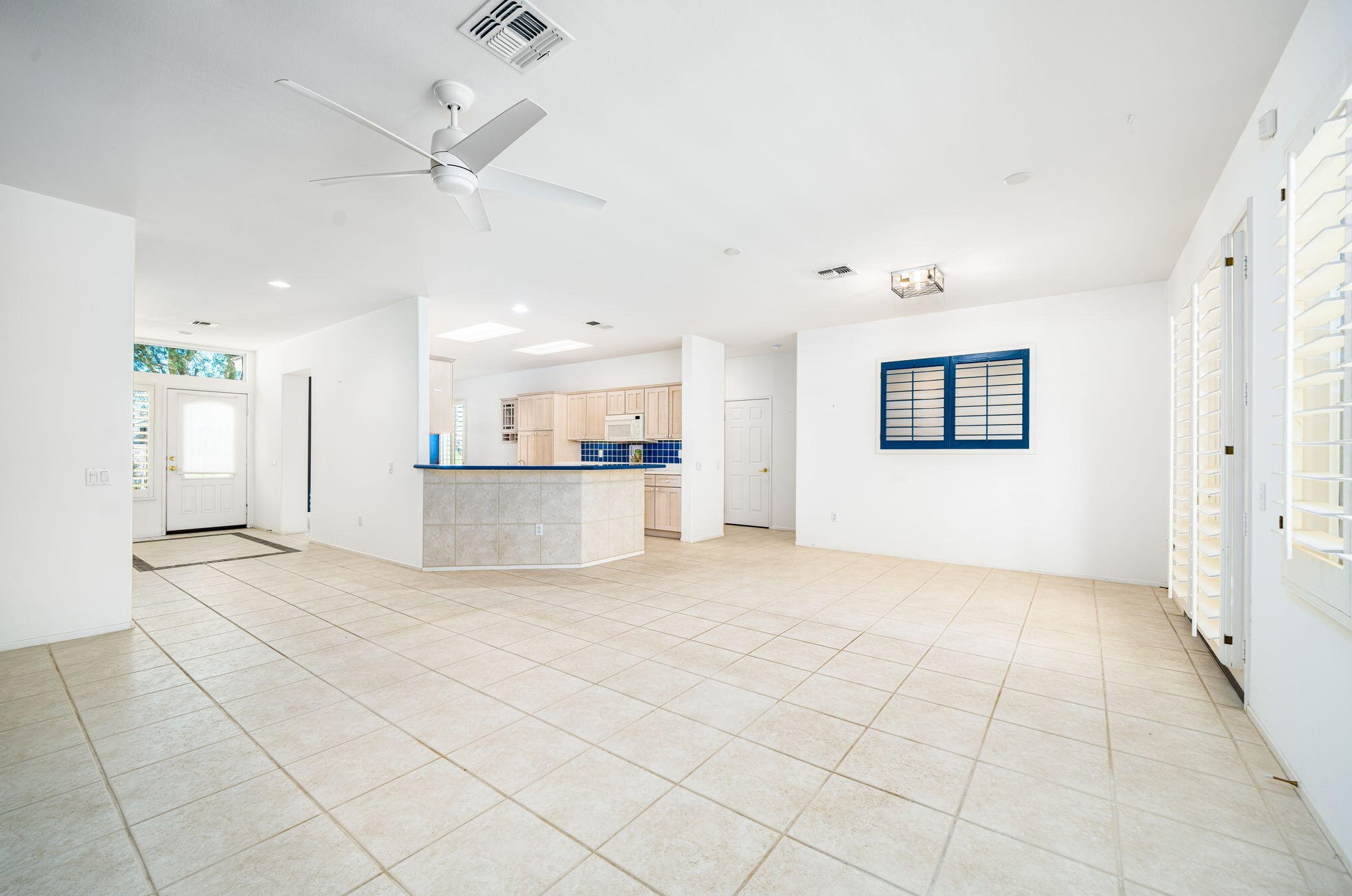 35897 Bramblewood Ave, Palm Desert CA  92211-2684 exterior