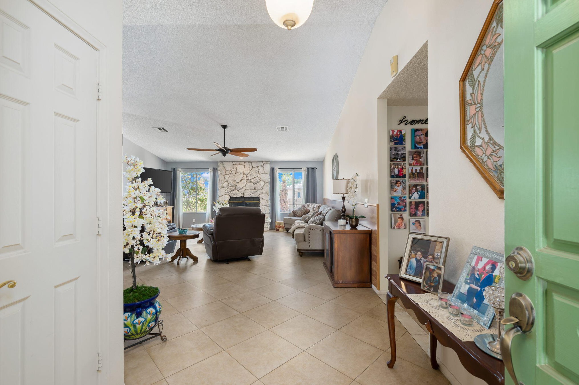 64329 Spyglass Ave, Desert Hot Springs CA  92240-1204 exterior