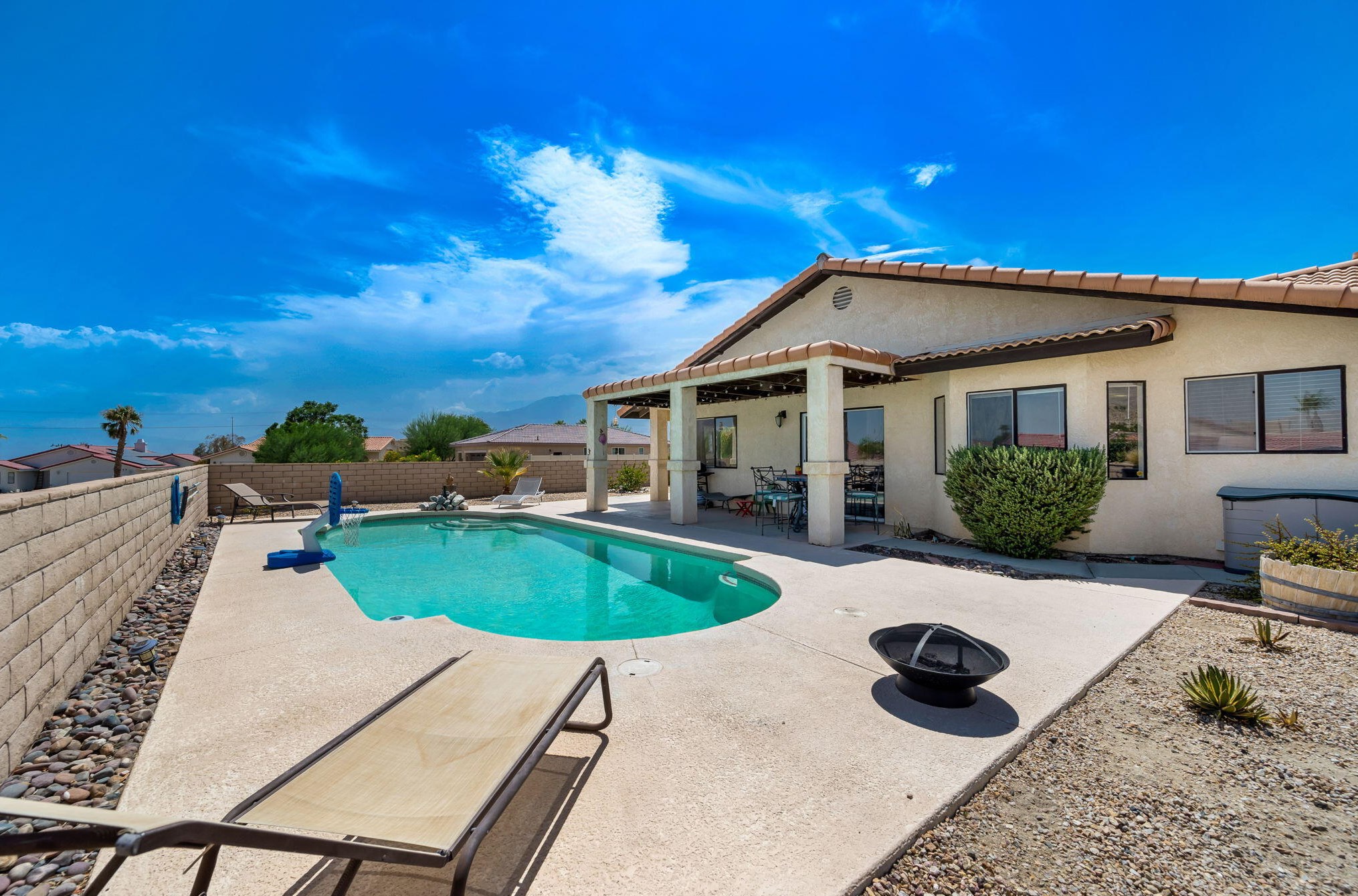 64329 Spyglass Ave, Desert Hot Springs CA  92240-1204 exterior