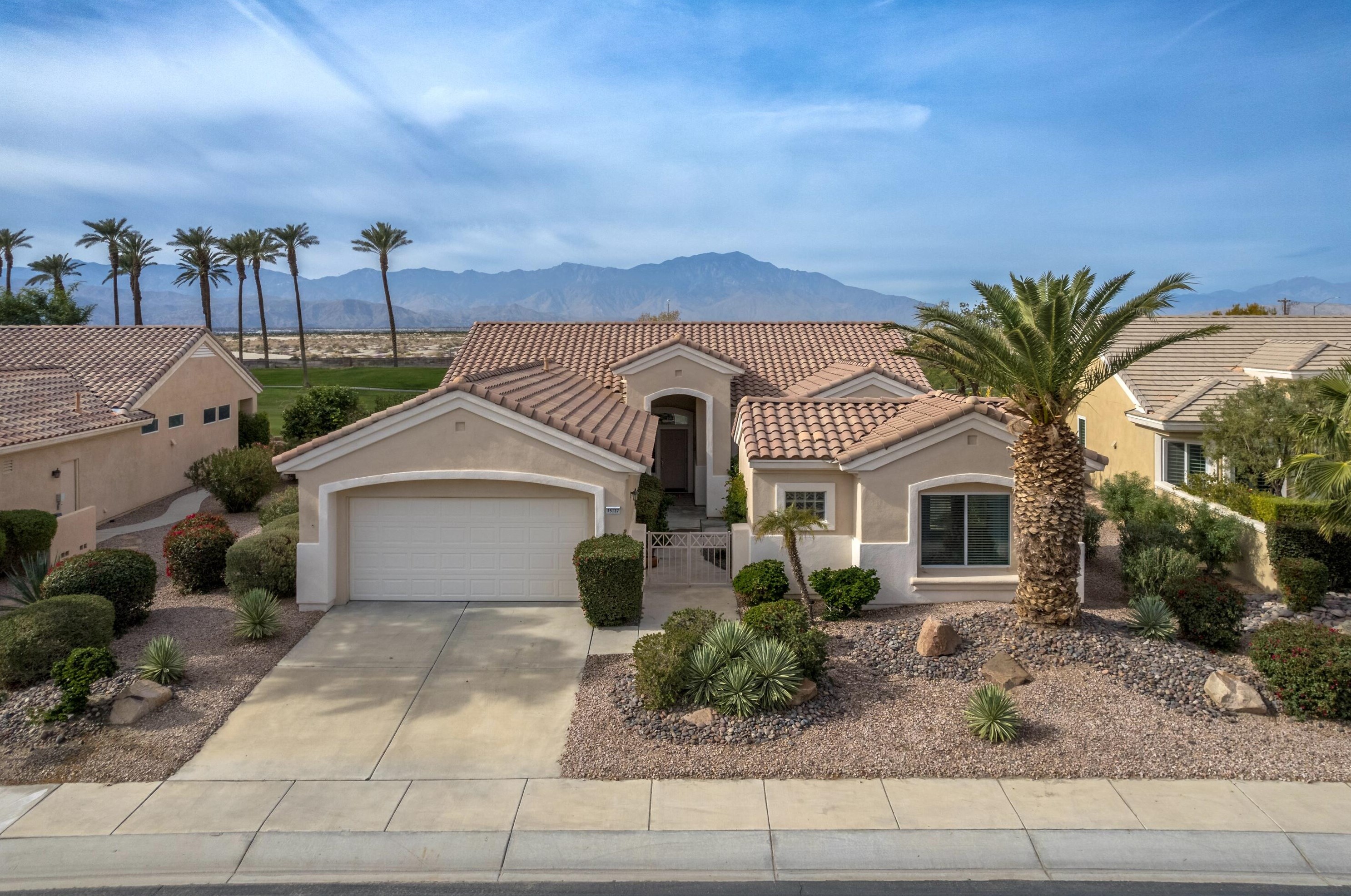 35127 Rosemont Dr, Palm Desert CA  92211-3742 exterior