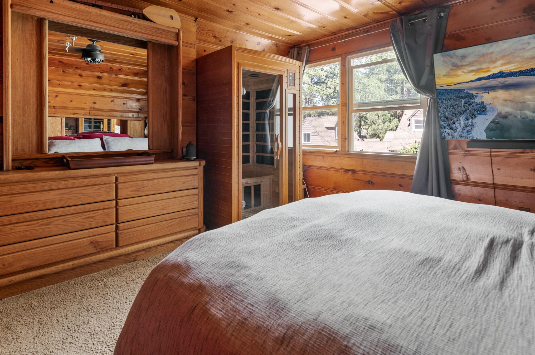401 Sherwood Blvd, Big Bear City CA  92314-9659 exterior