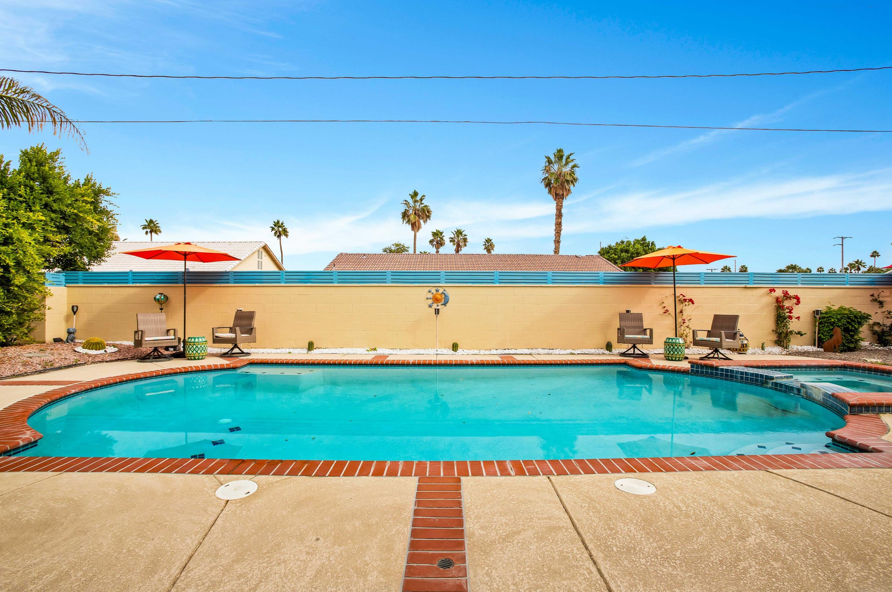 27820 Abril Dr, Cathedral City CA  92234-3410 exterior