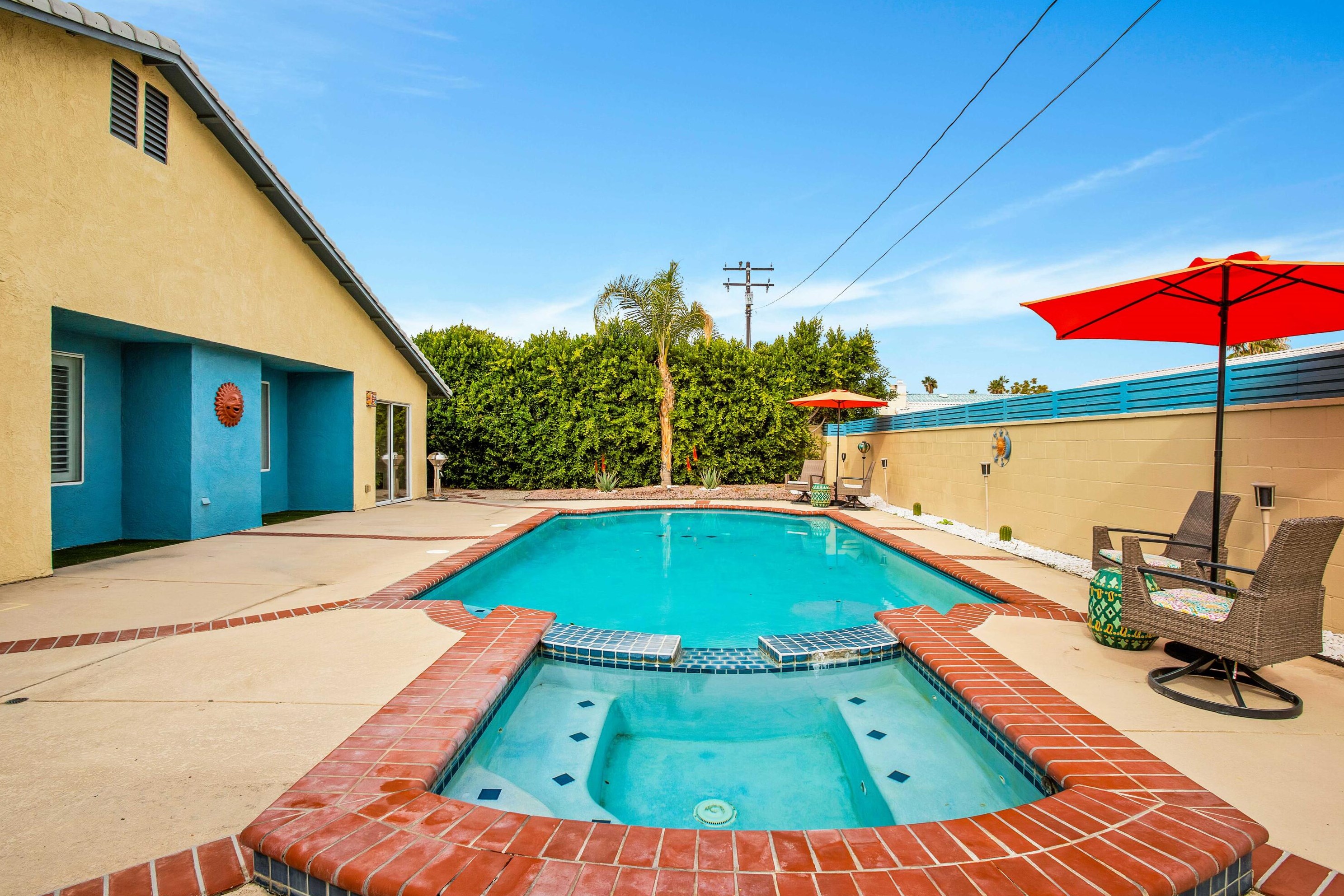 27820 Abril Dr, Cathedral City CA  92234-3410 exterior