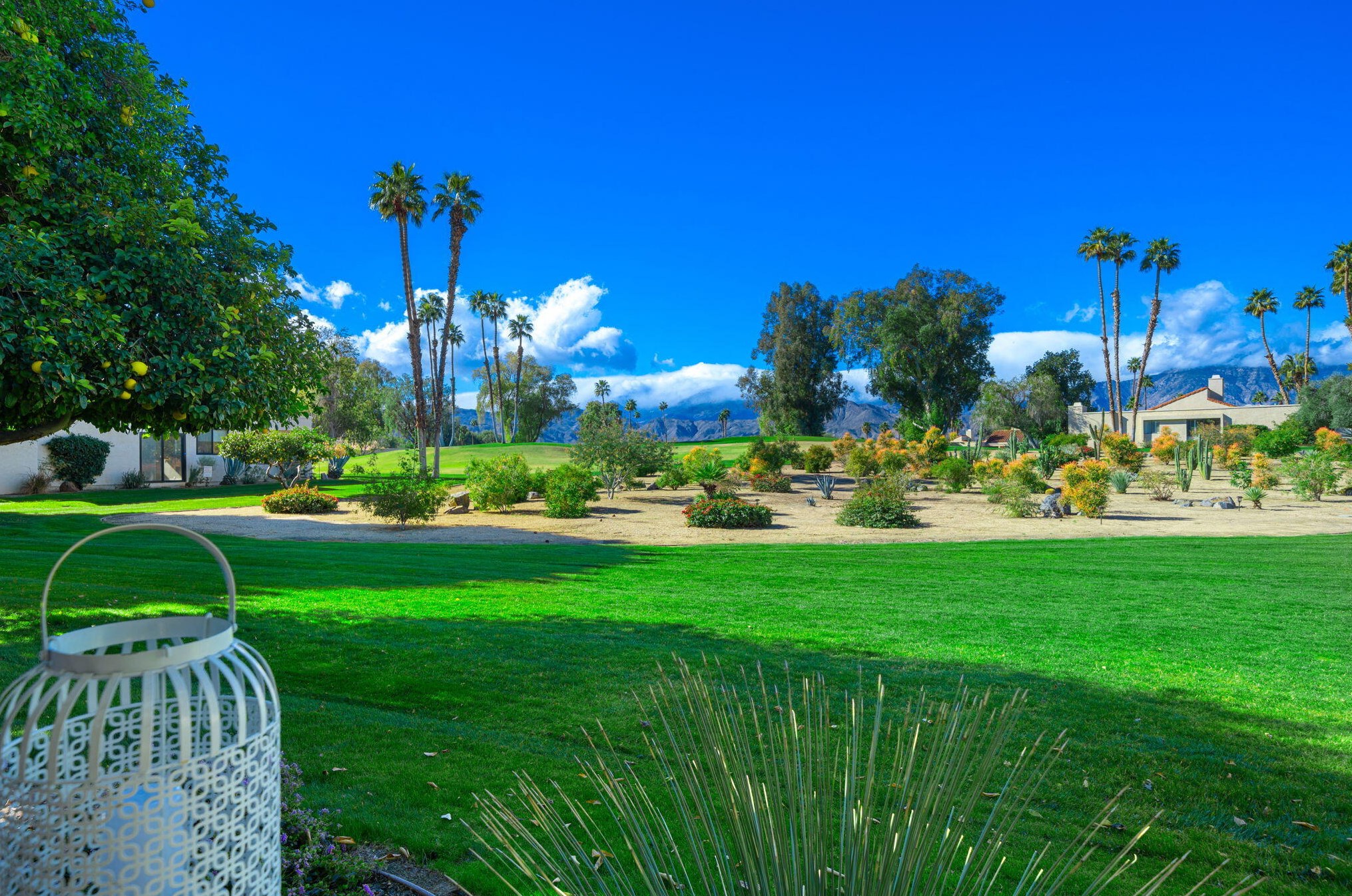 621 Hospitality Dr, Rancho Mirage CA  92270-1312 exterior