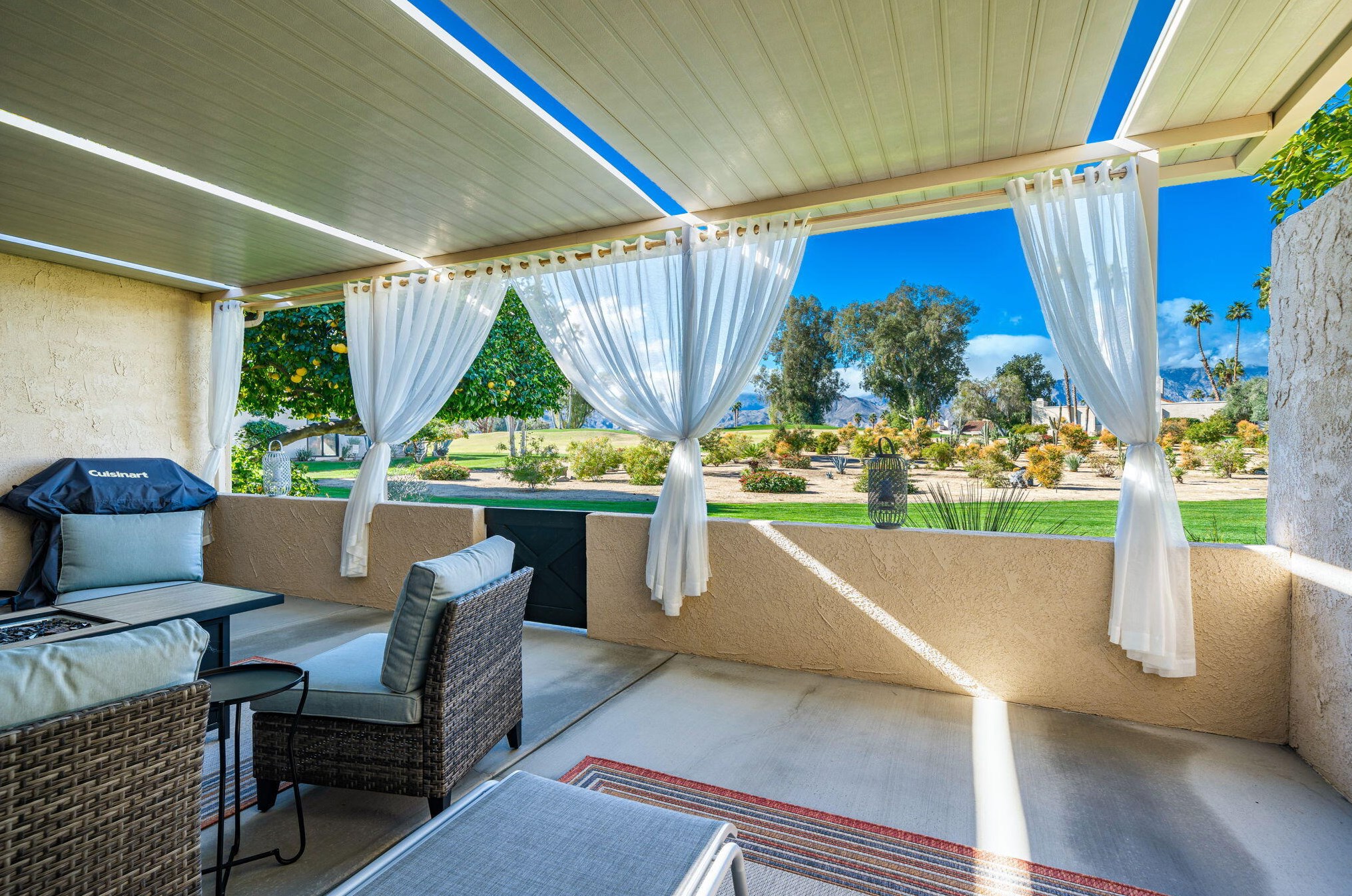 621 Hospitality Dr, Rancho Mirage CA  92270-1312 exterior