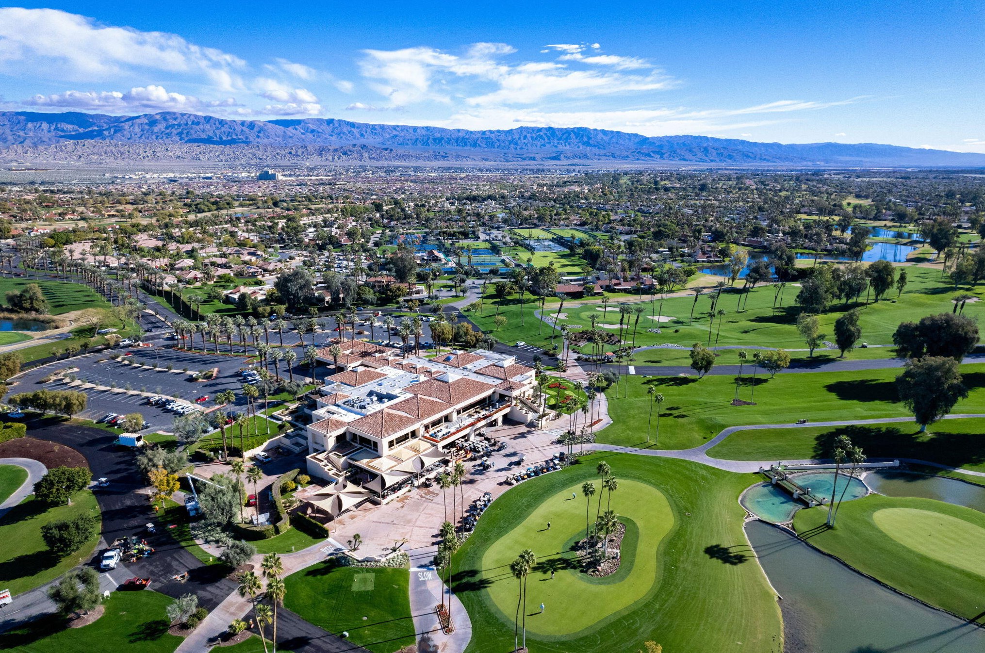 621 Hospitality Dr, Rancho Mirage CA  92270-1312 exterior