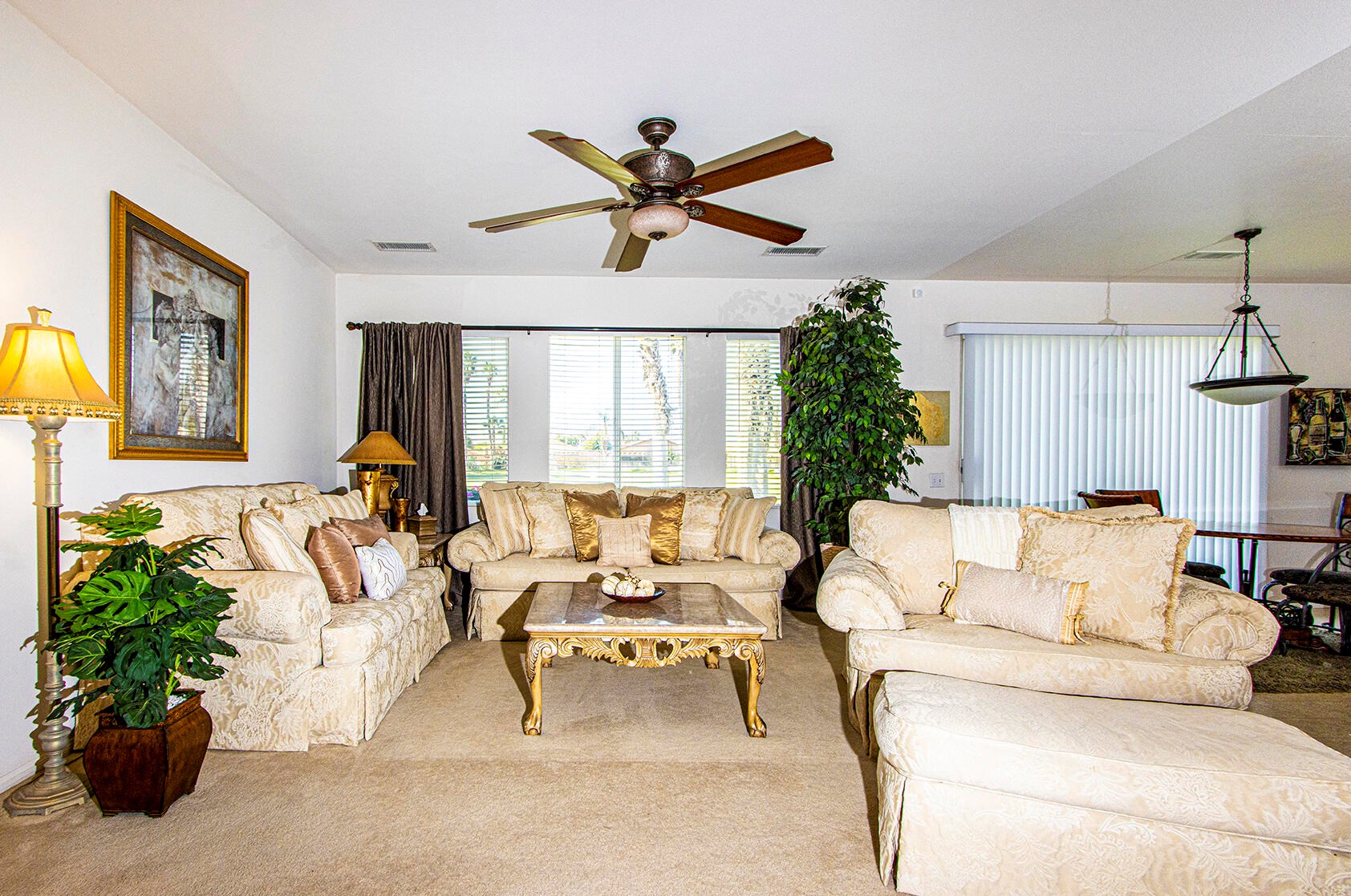 49489 Douglas St, Indio CA  92201-7538 exterior