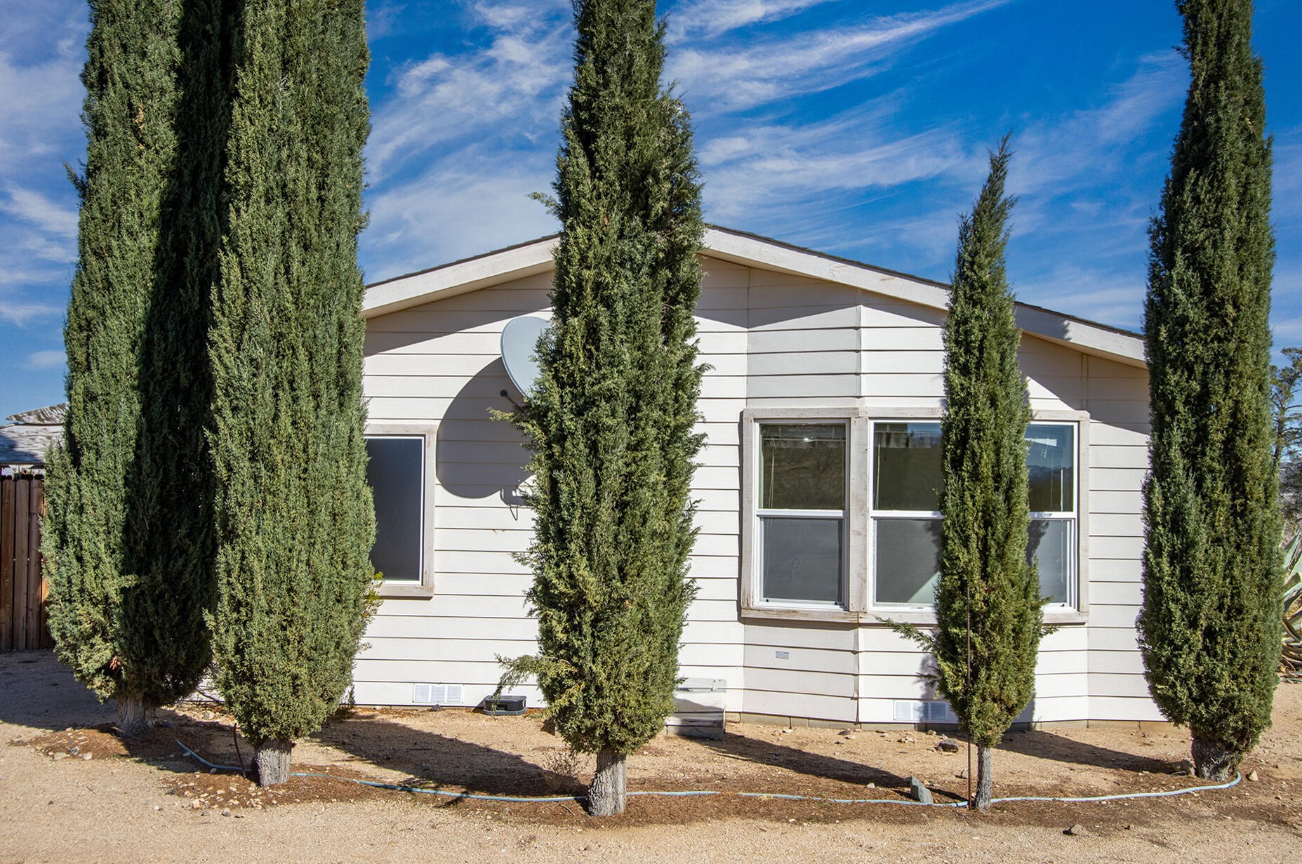 1959 Yetters Ln, Yucca Valley CA  exterior