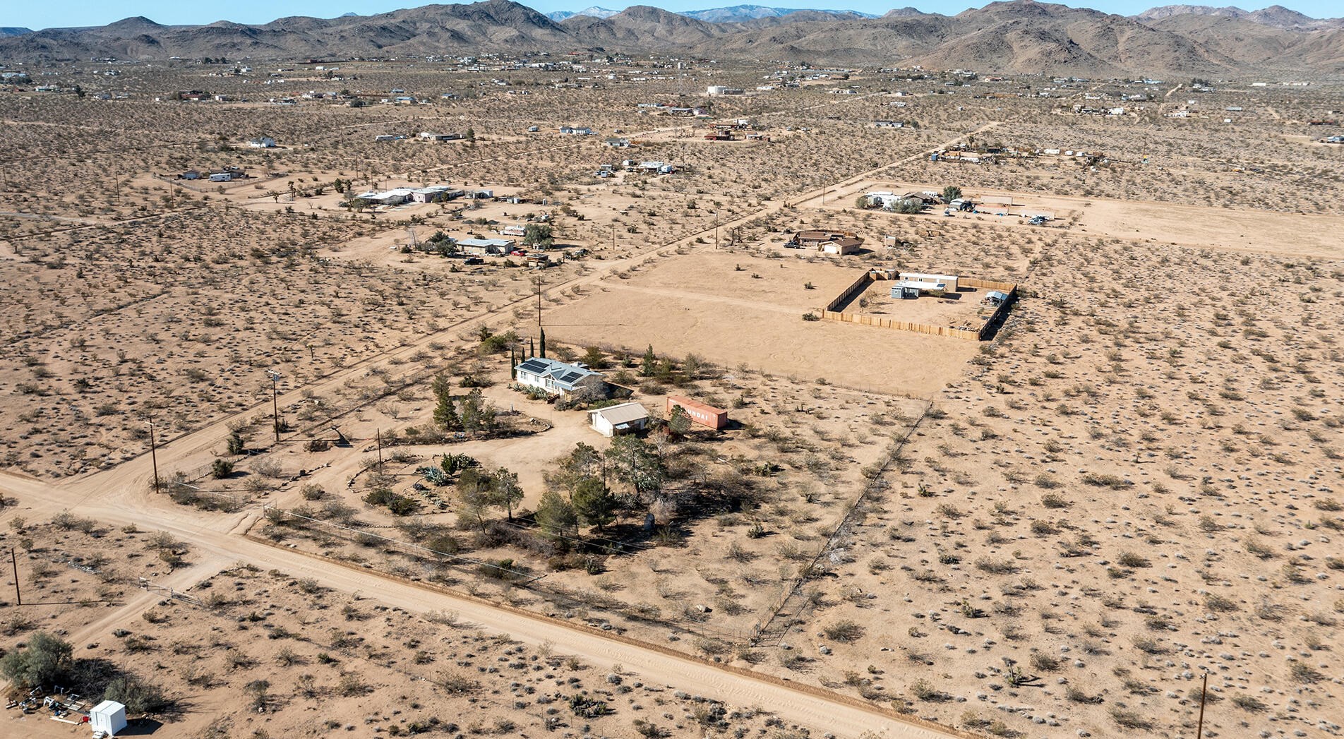 1959 Yetters Ln, Yucca Valley CA  exterior