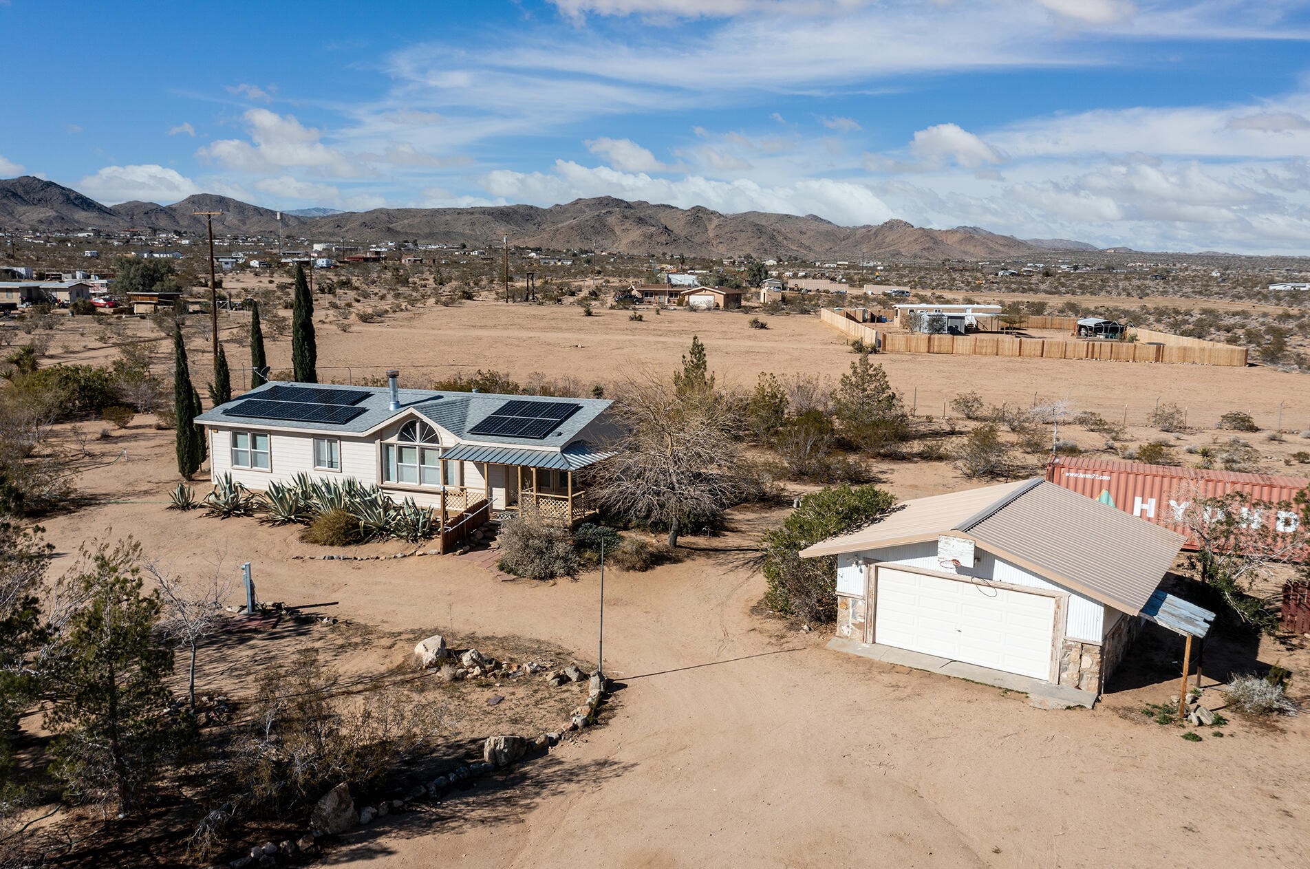 1959 Yetters Ln, Yucca Valley CA  exterior