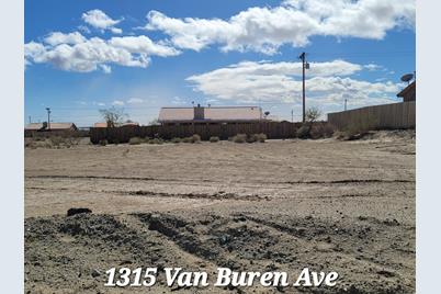 1315 Van Buren Avenue - Photo 1