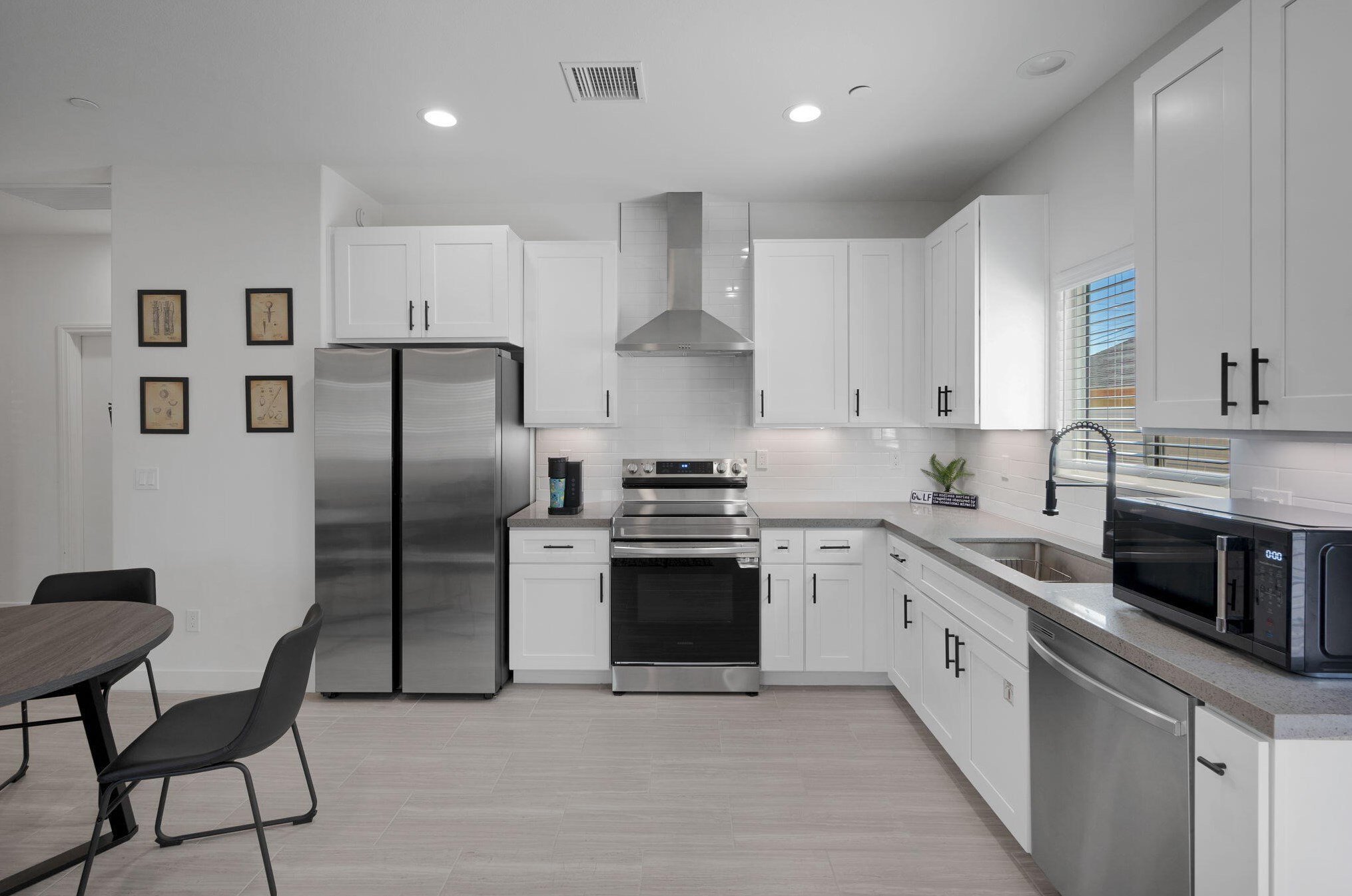 13236 Del Ray Ln, Desert Hot Springs CA  92240-5531 exterior