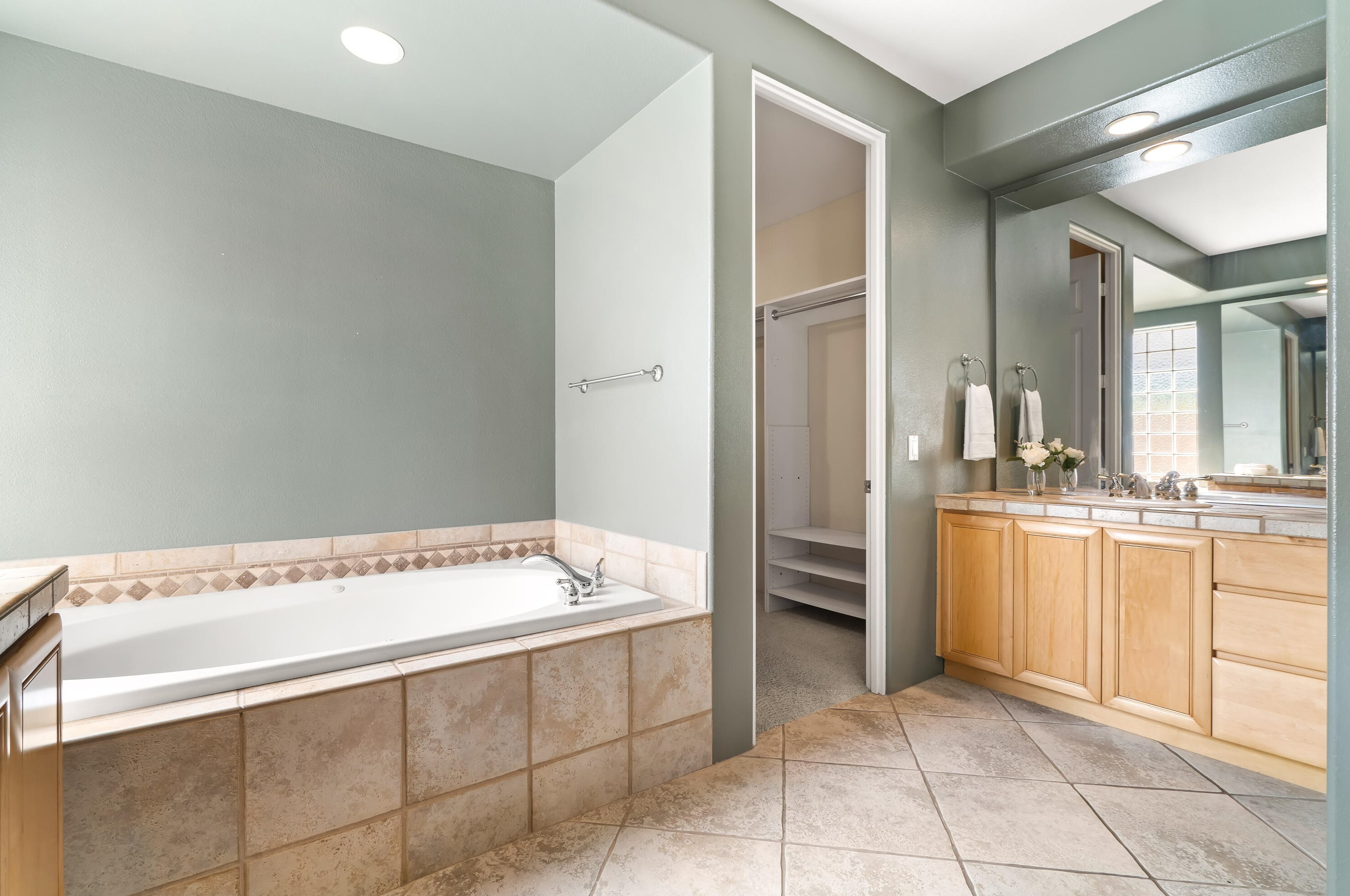 78810 Castle Pines Dr, La Quinta CA  92253-5819 exterior