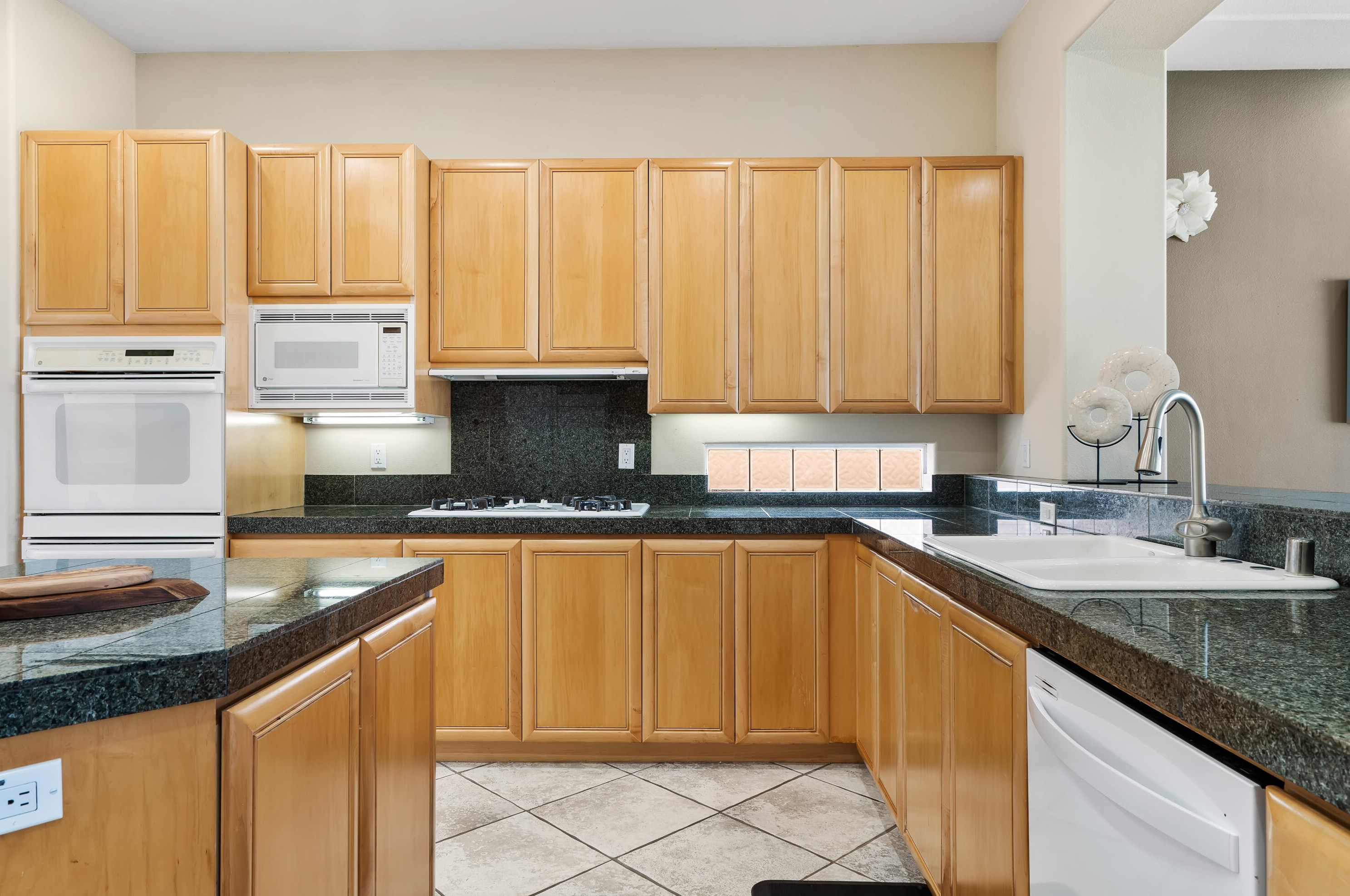 78810 Castle Pines Dr, La Quinta CA  92253-5819 exterior