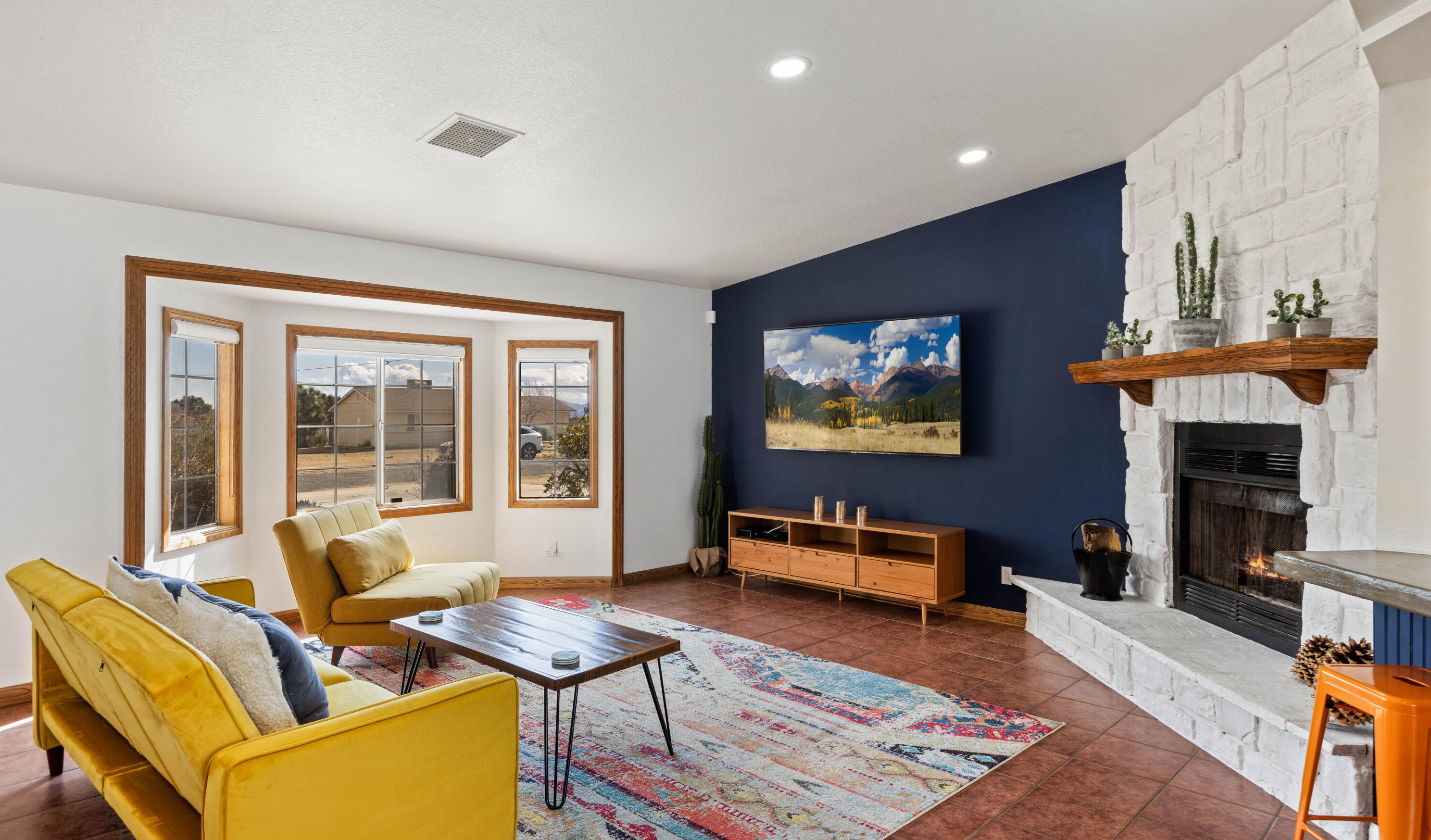 3878 Ruidosa Ave, Yucca Valley CA  92284-8658 exterior