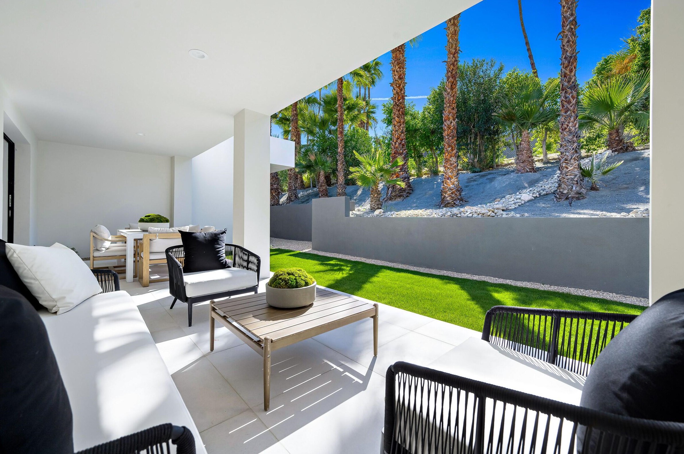 70345 Pecos Rd, Rancho Mirage CA  92270-3415 exterior