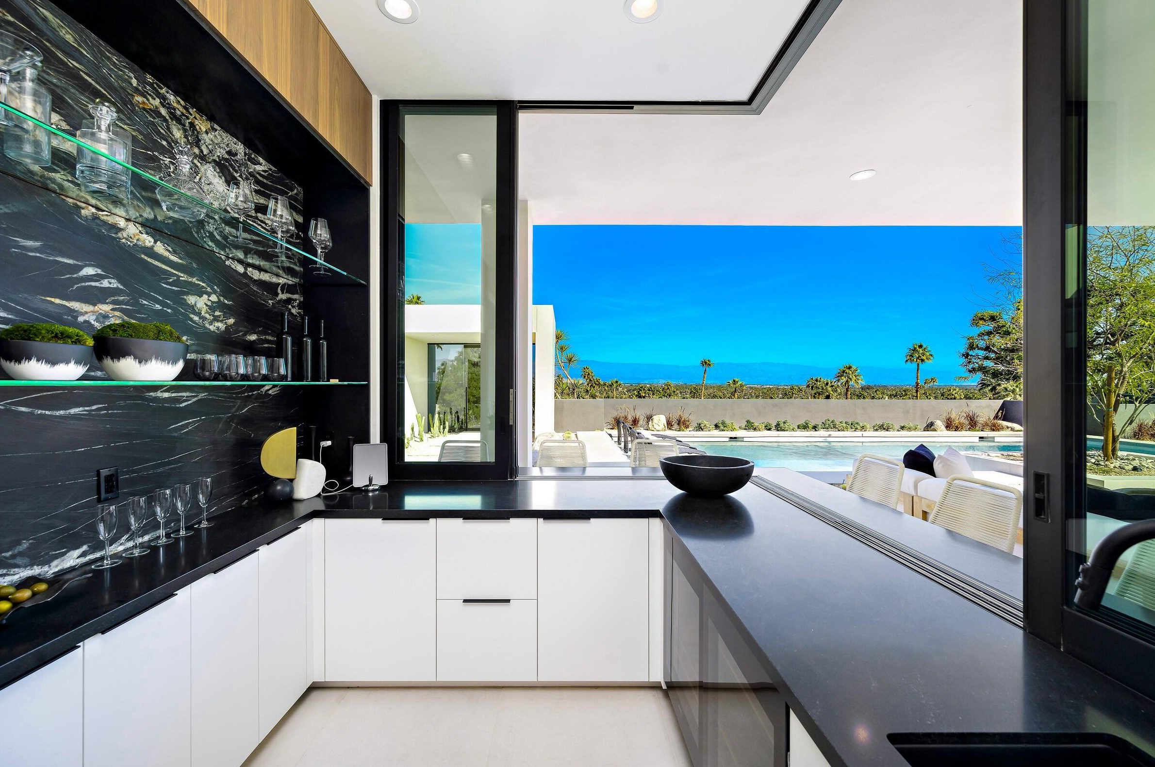 70345 Pecos Rd, Rancho Mirage CA  92270-3415 exterior