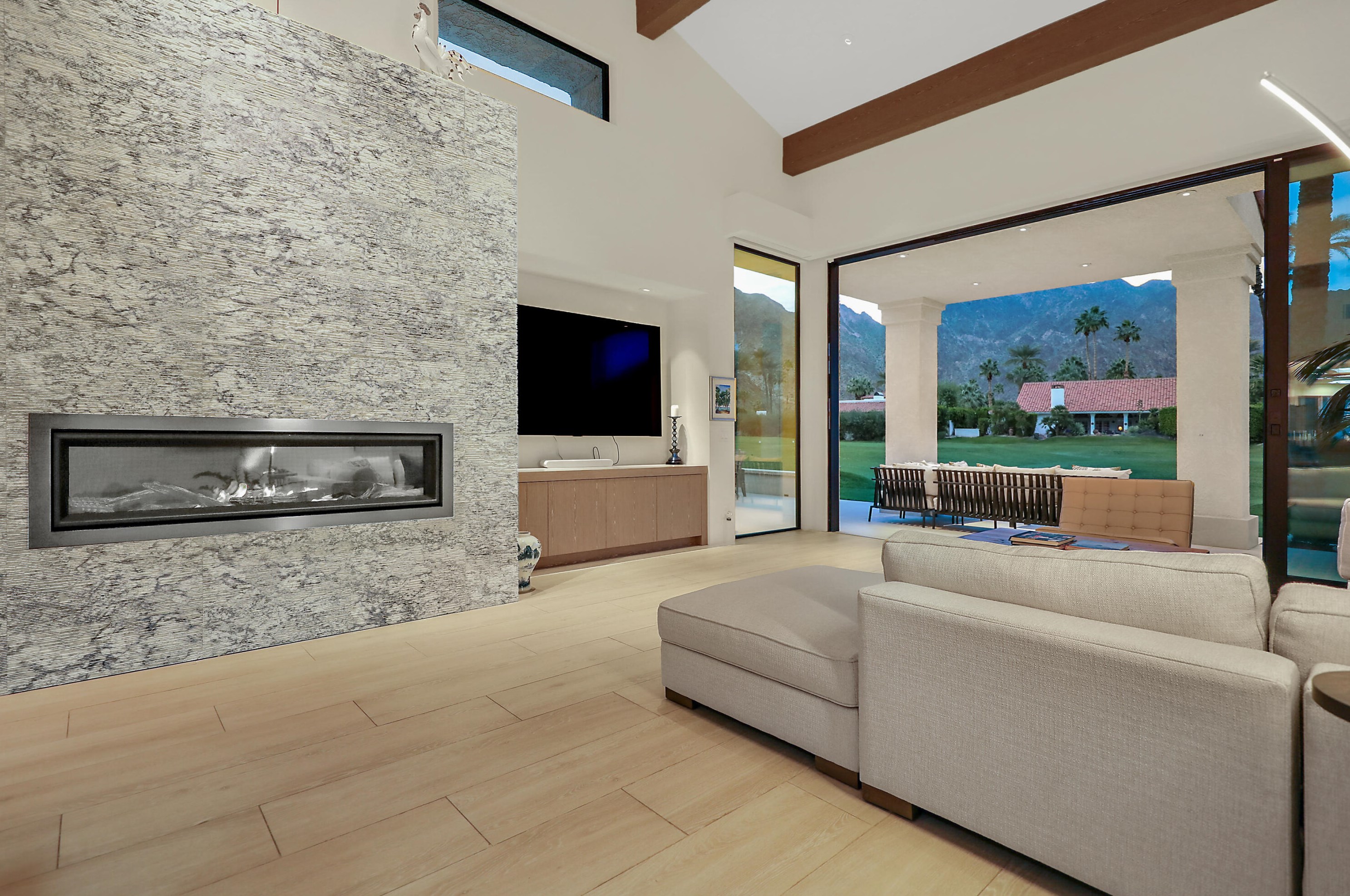 77150 Avenida Fernando, La Quinta CA  92253-2561 exterior