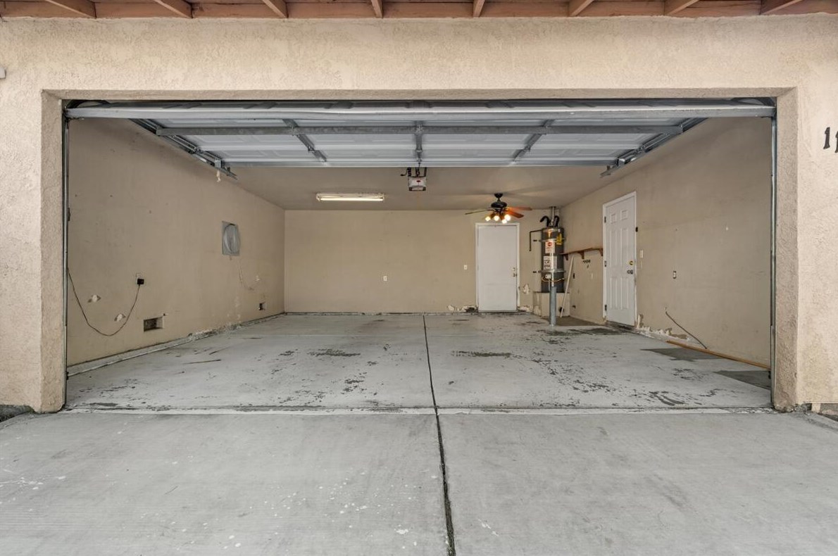 11800 Verbena Dr, Desert Hot Springs CA  92240-3328 exterior